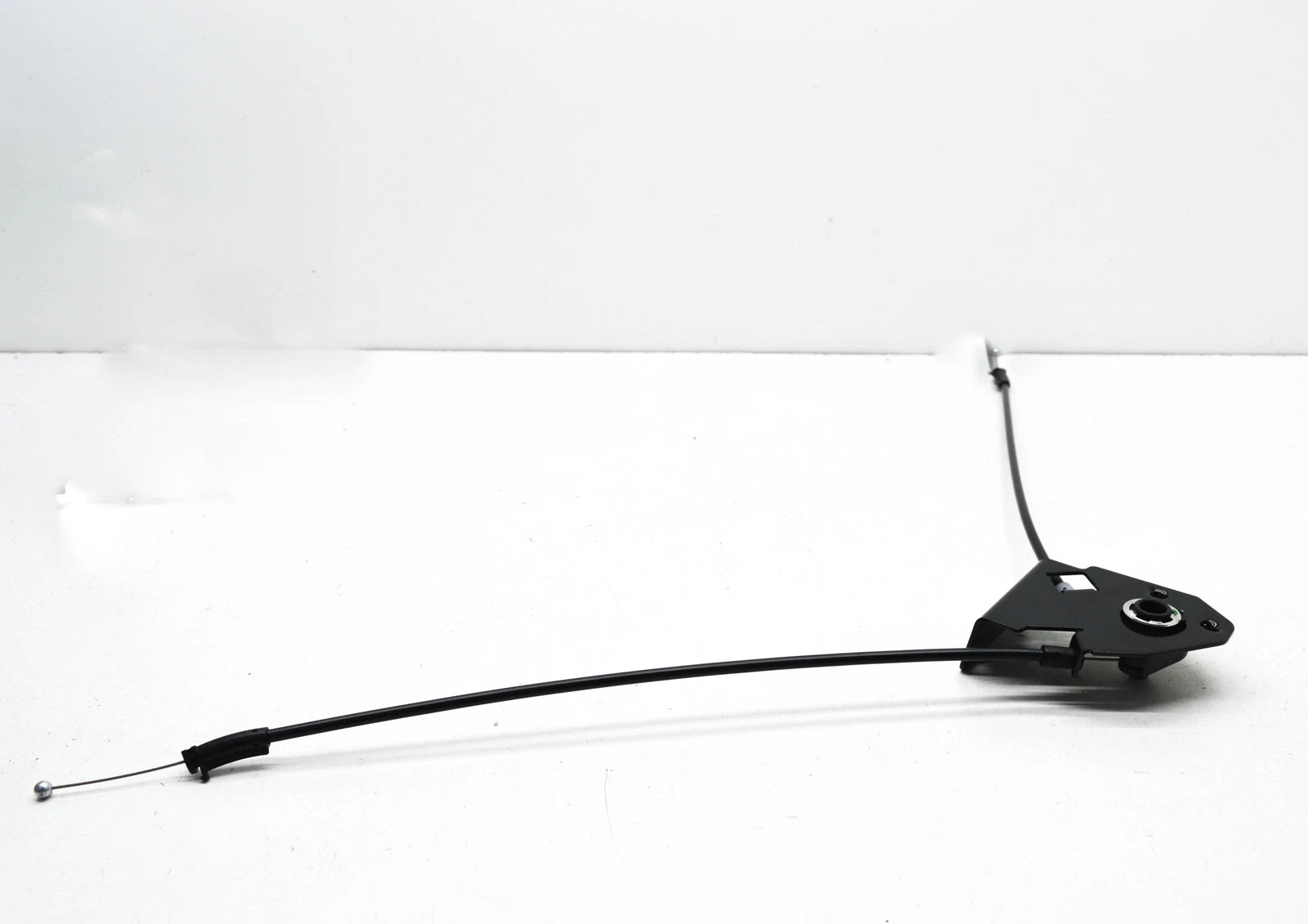 NEW AUDI A3 LIMOUSINE 8Y FRONT BONNET LOCK RELEASE CABLE 8Y0823529