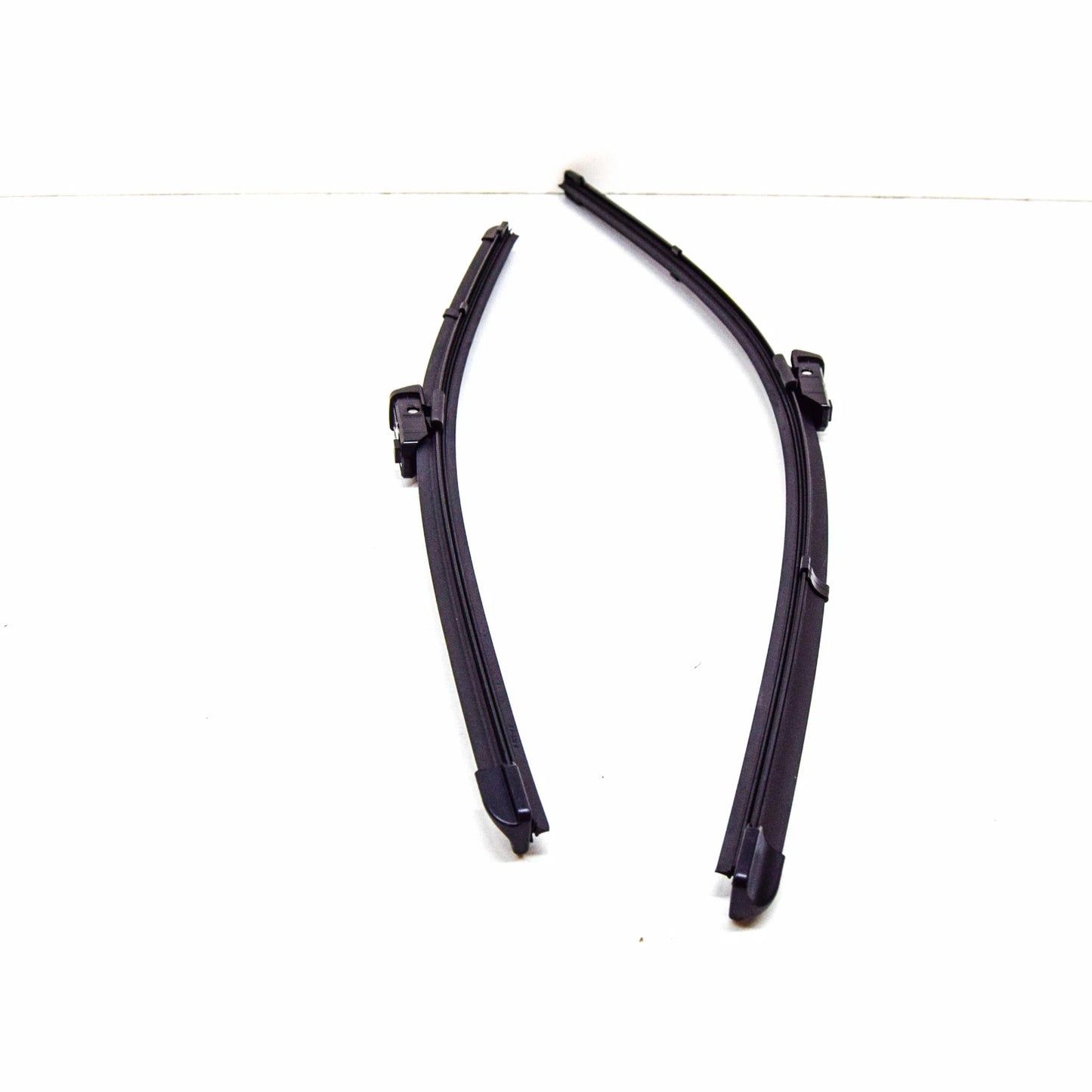 NEW VOLKSWAGEN CC FRONT WINDSHIELD WIPER BLADES SET LHD AERO 3C8998002