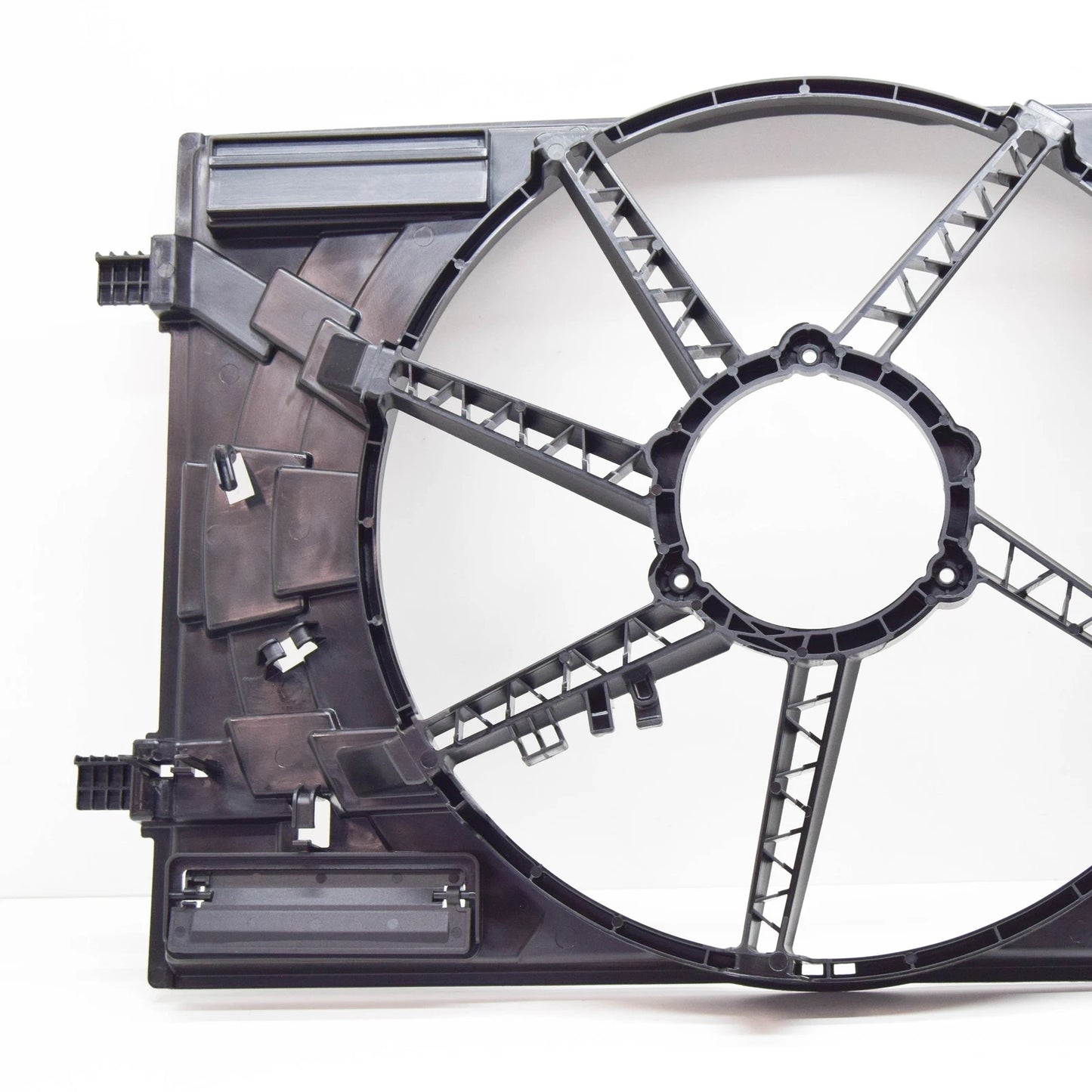 NEW AUDI Q2 GA ENGINE RADIATOR FAN SHROUD 5Q0121205BB ORIGINAL