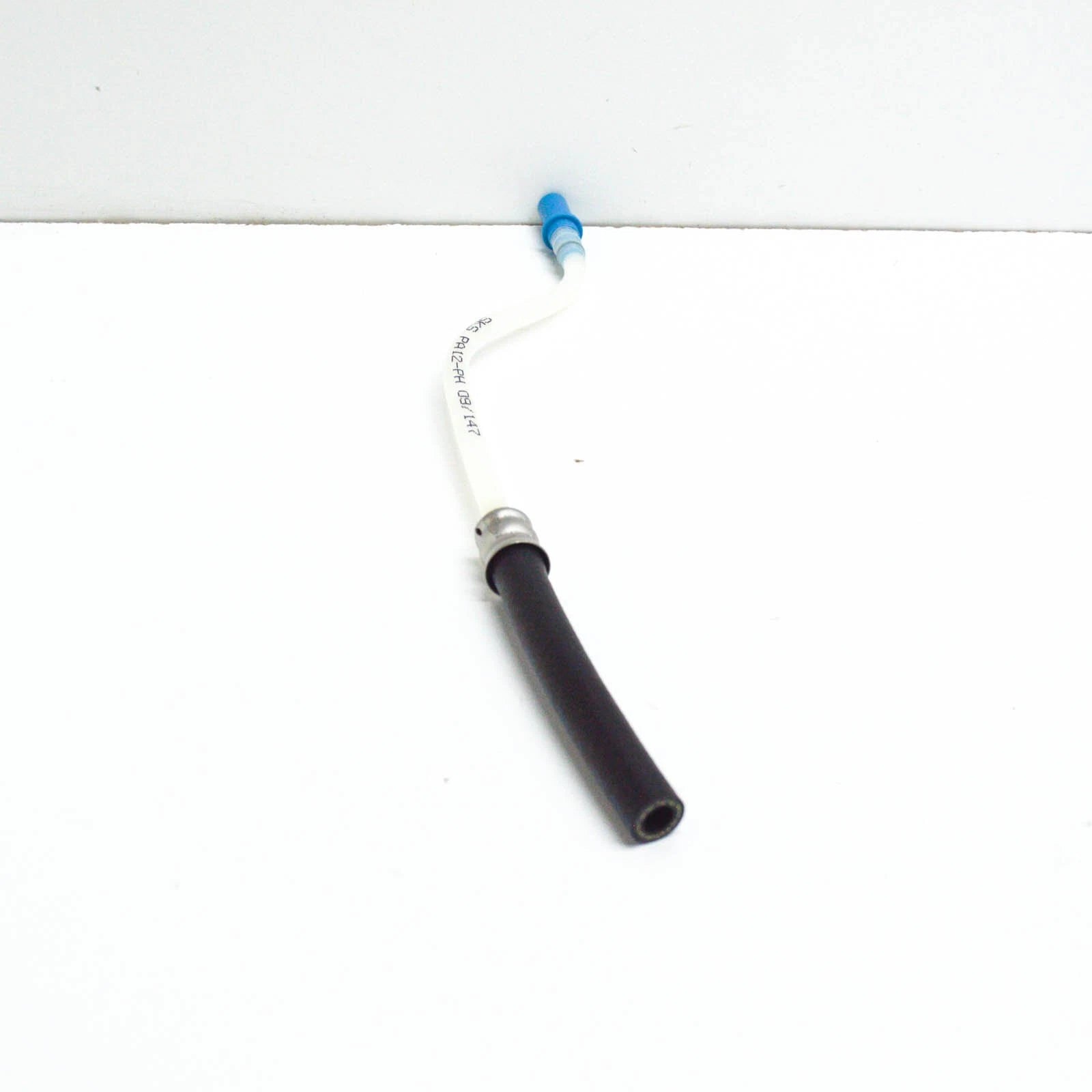 NEW BMW X3 E83 FUEL FEED LINE 13533422000 3422000 ORIGINAL