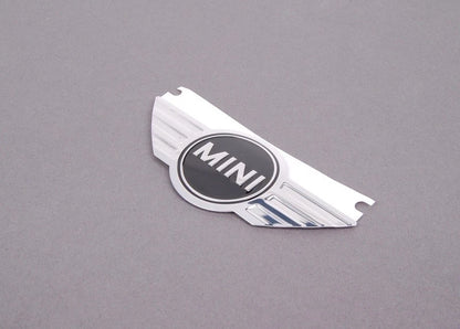 NEW MINI COOPER ENGINE VALVE COVER EMBLEM STICKER MINI LOGO 7594876