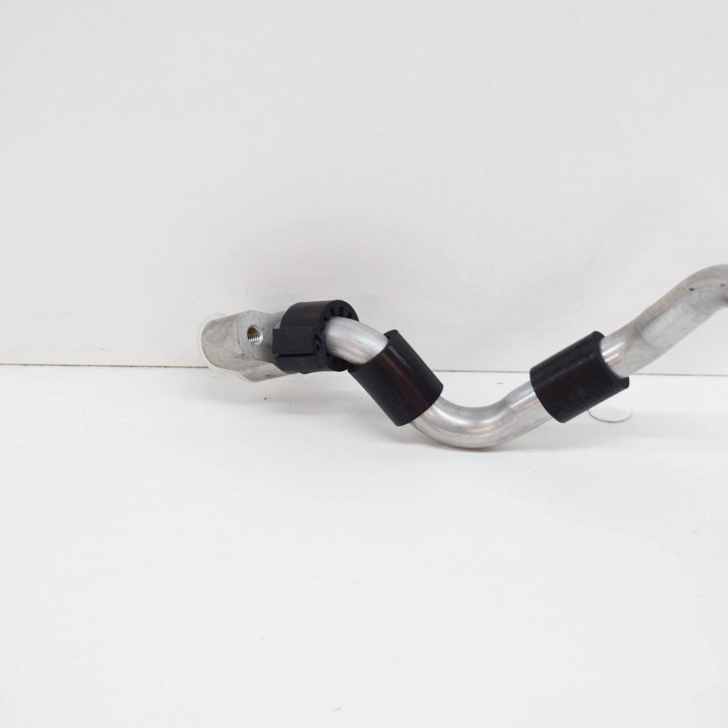 NEW AUDI Q7 4L AC HOSE PIPE 7L6820017D ORIGINAL