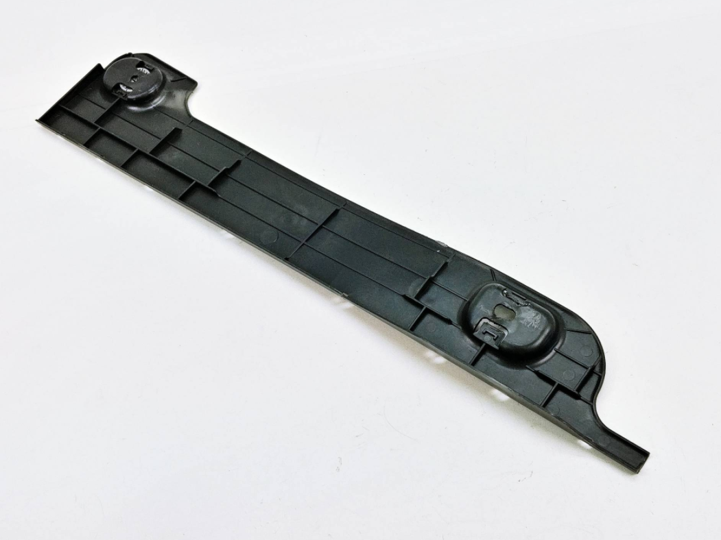 new audi a3 8y fuel tank center trim 5wa201429 original