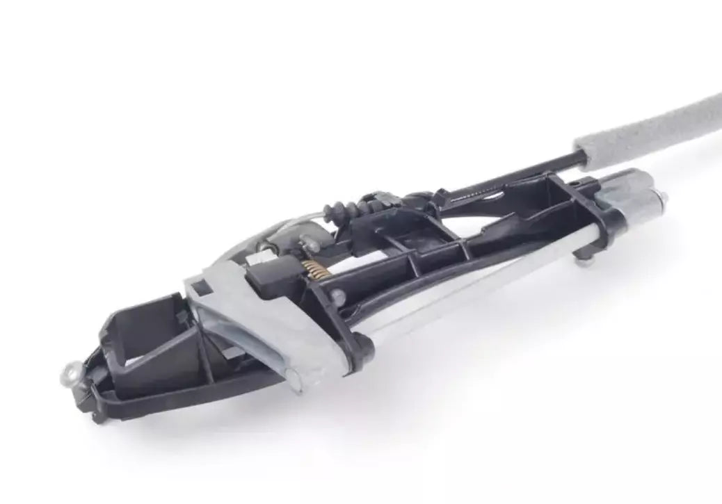 NEW BMW 3 E46 FRONT RIGHT OUTSIDE DOOR HANDLE CARRIER 7044840 51217044840