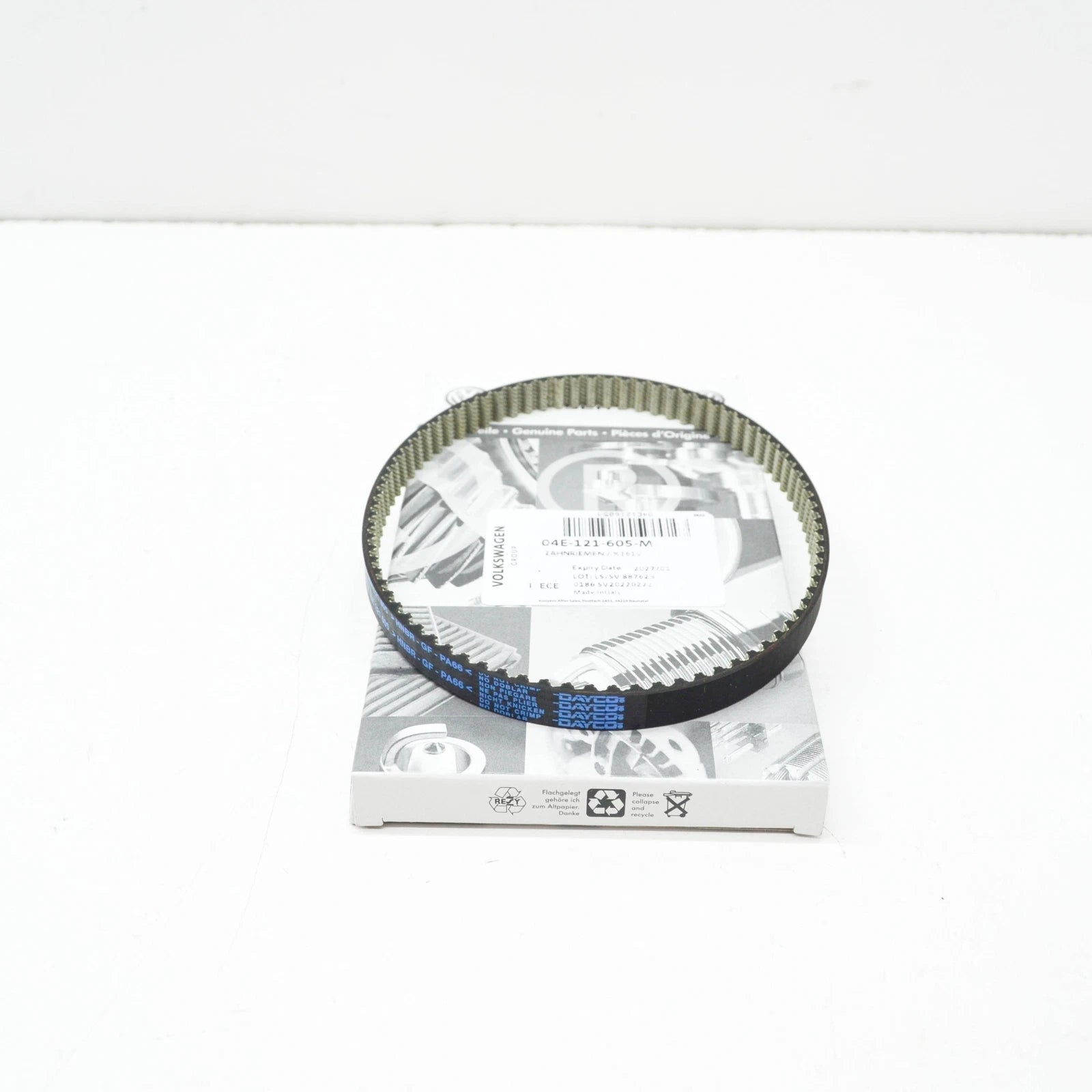 NEW VOLKSWAGEN ARTEON 3H7 WATER PUMP TOOTHED BELT 04E121605M ORIGINAL