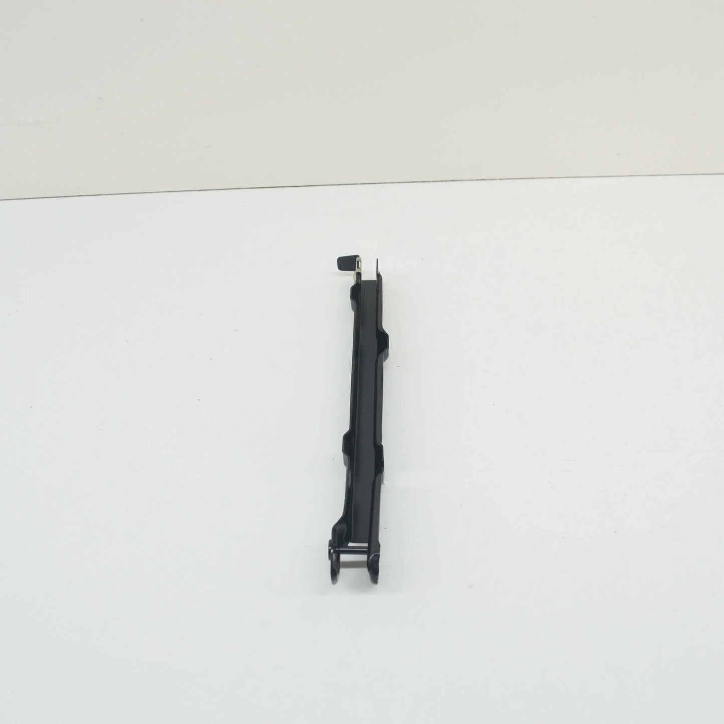 NEW MERCEDES-BENZ SL R230 FRONT LEFT BUMPER BRACKET A2308800514