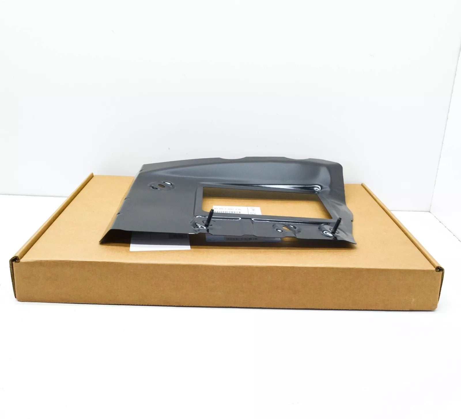 NEW BMW X5 G05 REAR RIGHT WHEELHOUSE EXTENSION 41007947136 ORIGINAL