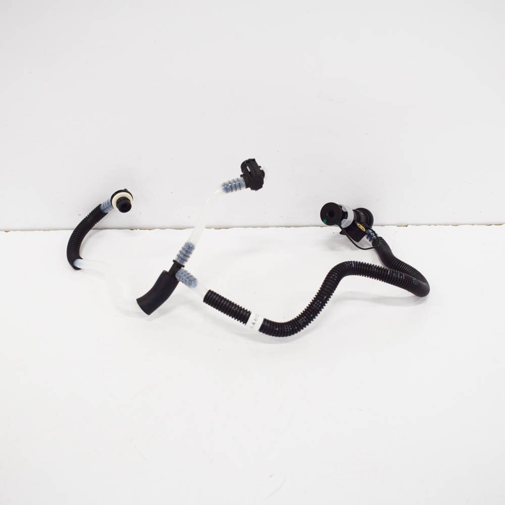 NEW MERCEDES-BENZ M-CLASS W163 T SHAPE FUEL PIPE LINE A6120703232 ORIGINAL