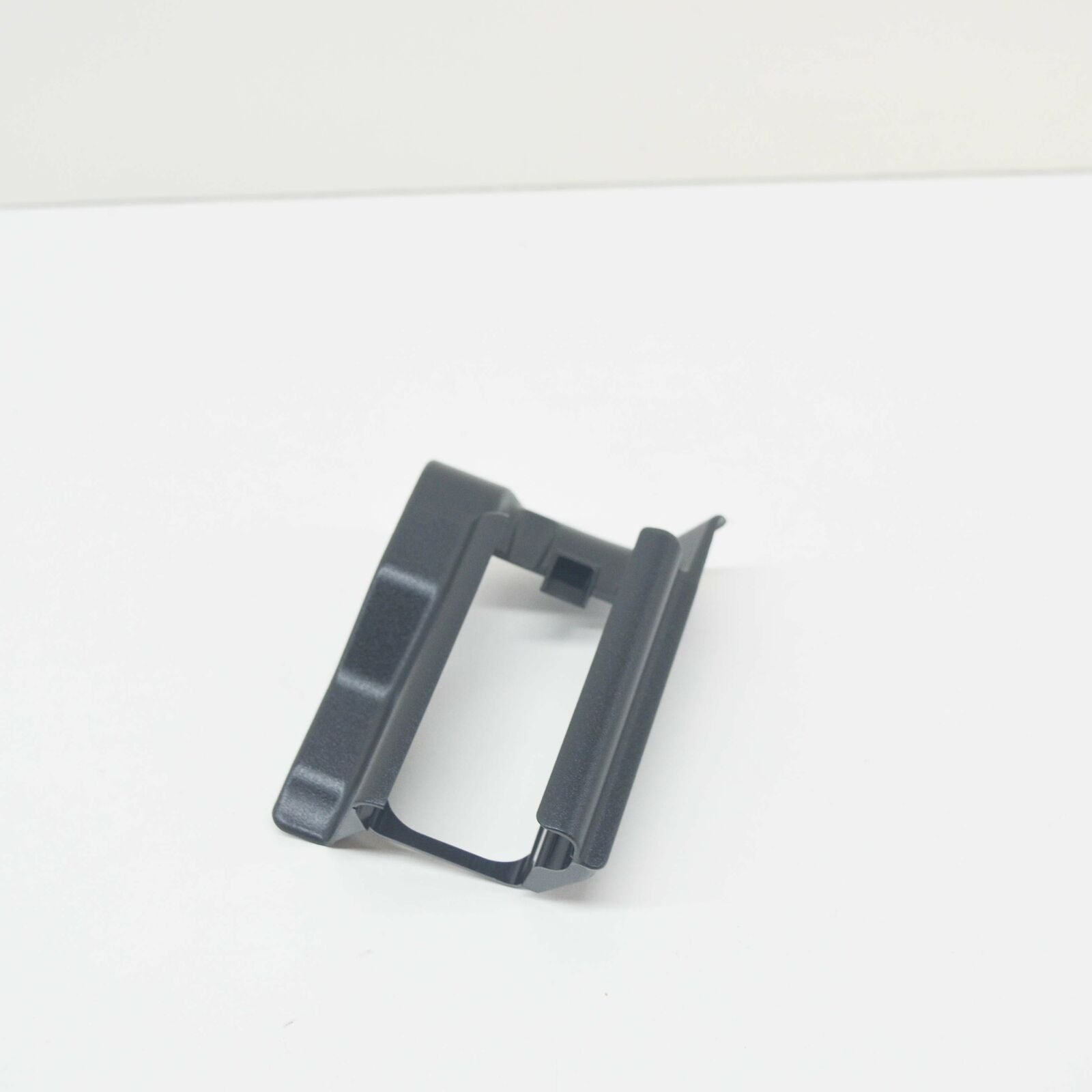 NEW MB E W211 FRONT LEFT SEAT INSIDE FRONT TRACK COVER A21191925209051 ORIGINAL