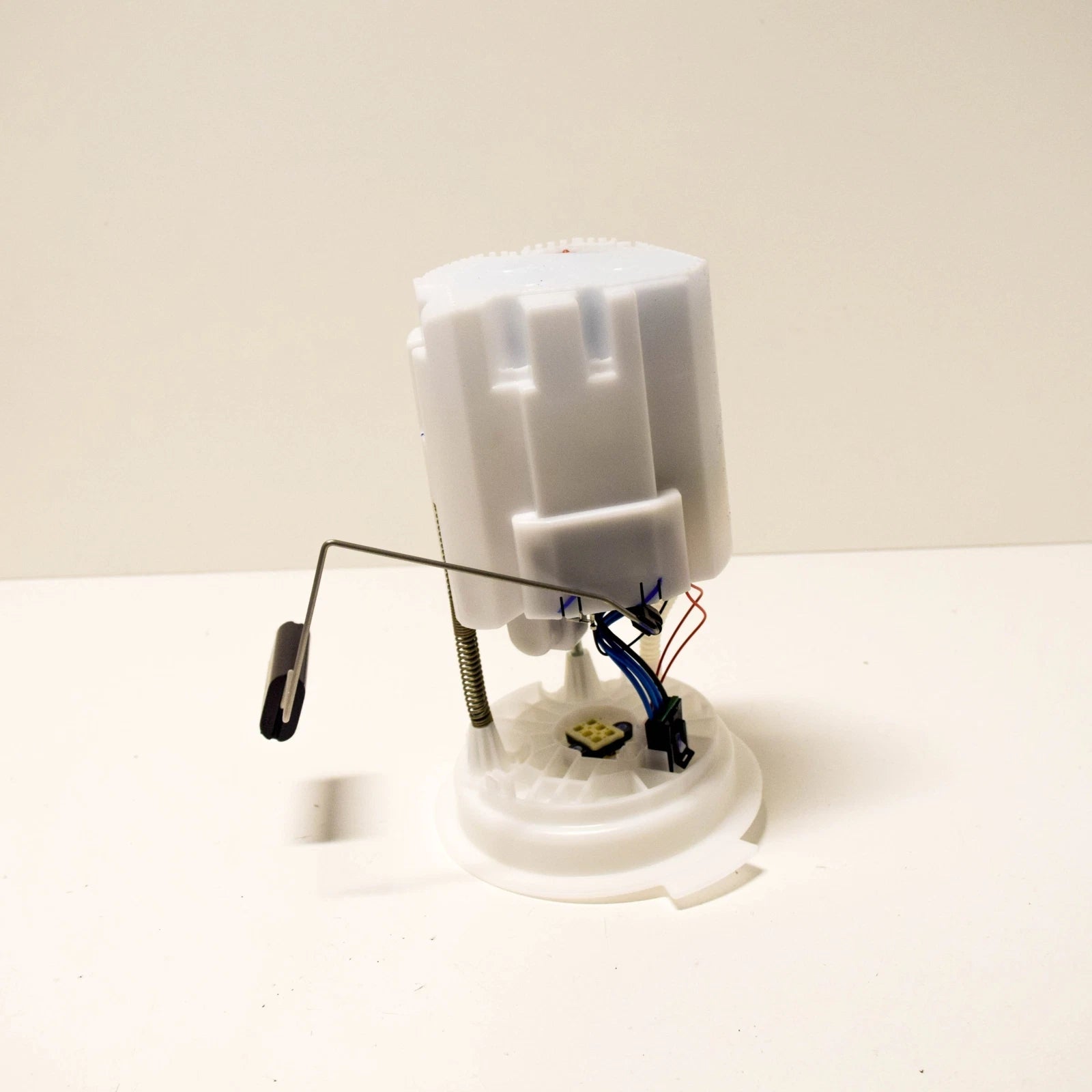 NEW BMW I8 I12 FUEL FEED DELIVERY MODULE 16117339267 7339267 ORIGINAL