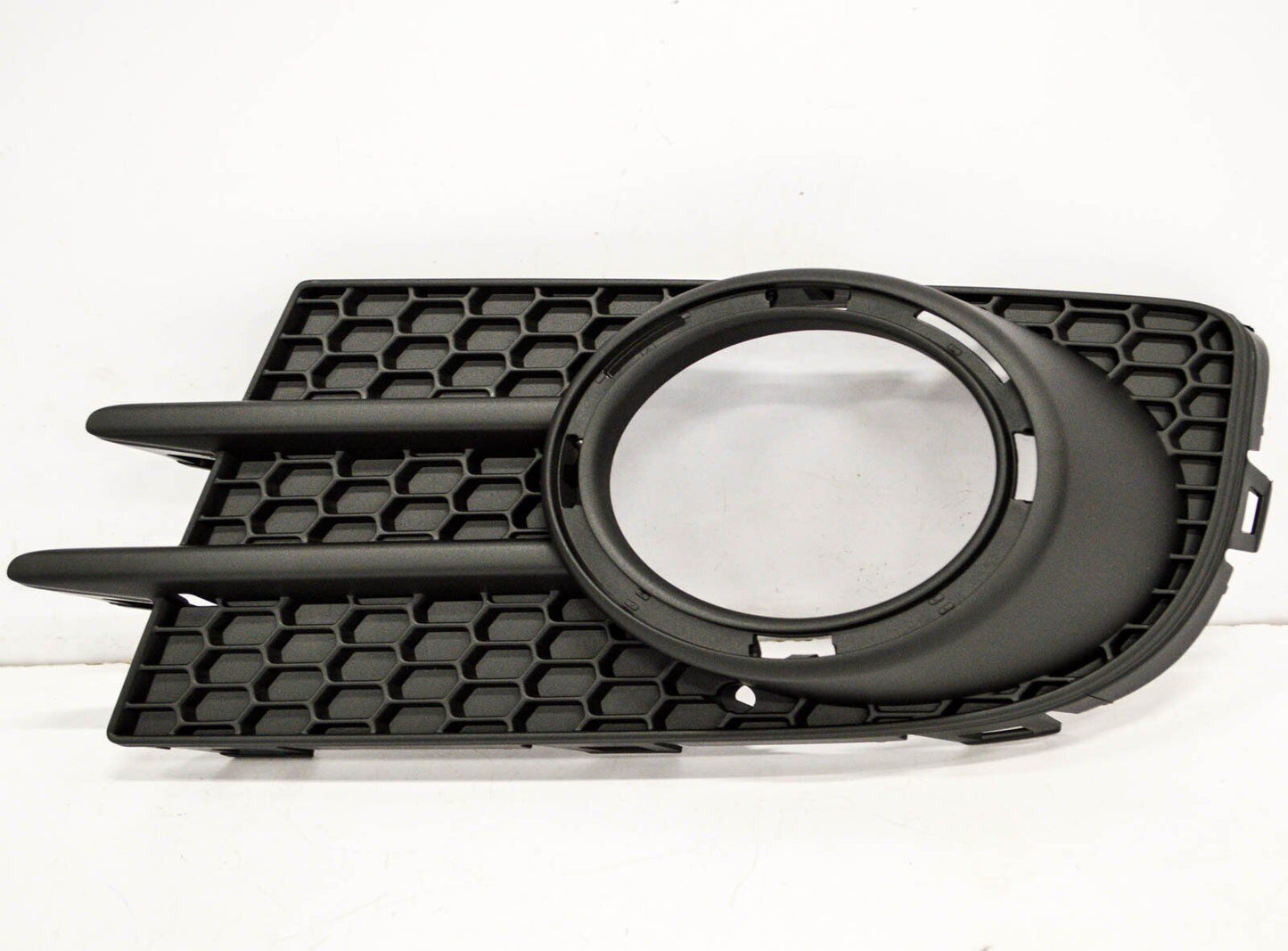 NEW VOLKSWAGEN TIGUAN MK1 GRILL FRONT LEFT 5N0853665H9B9 2016 ORIGINAL