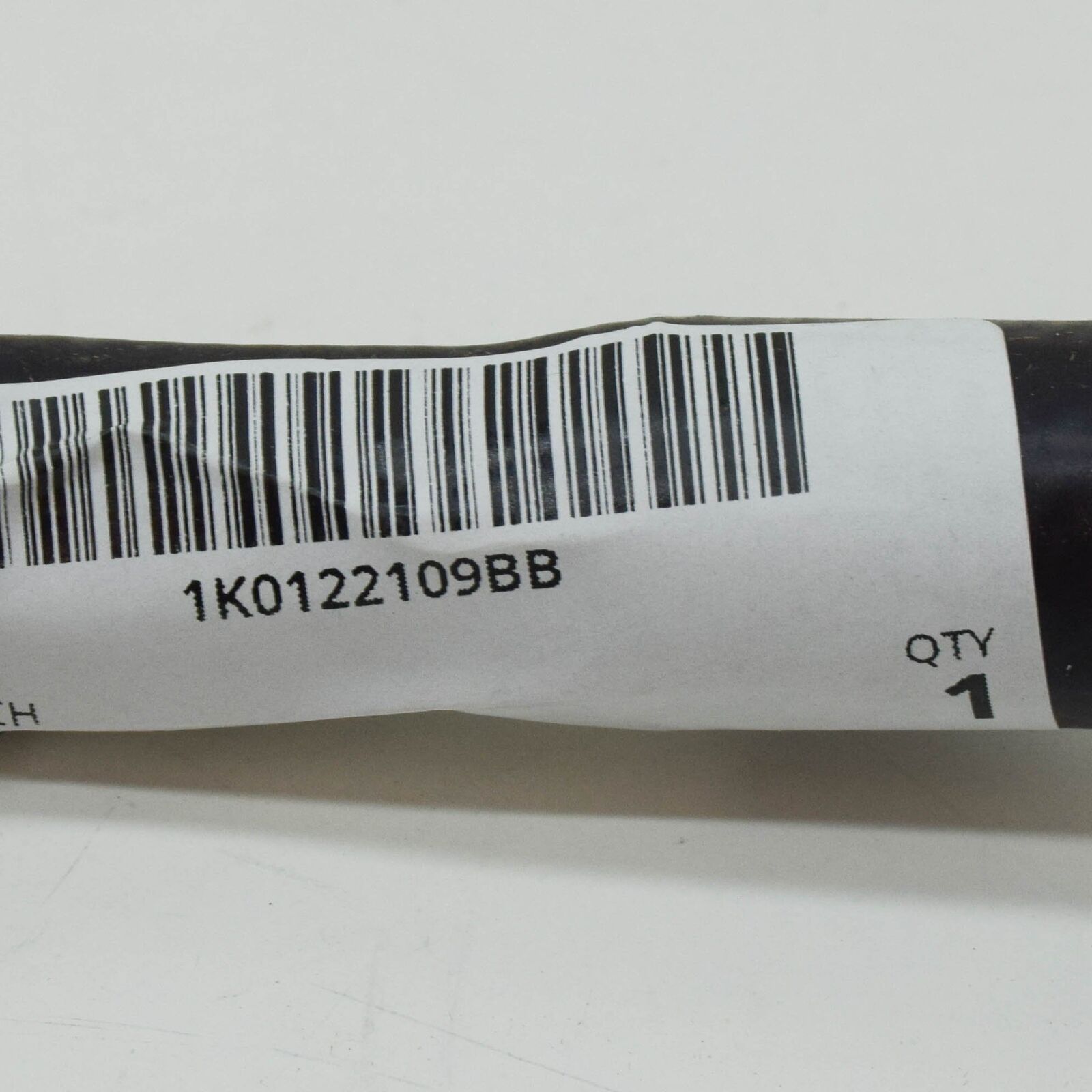 NEW AUDI A3 8P1 ENGINE COOLANT HOSE 1K0122109BB ORIGINAL