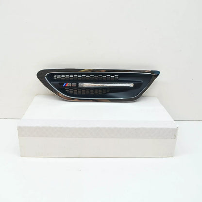 NEW BMW M5 F10 M FRONT LEFT SIDE PANEL GRILLE TRIM REPEATER 51134805797 OEM