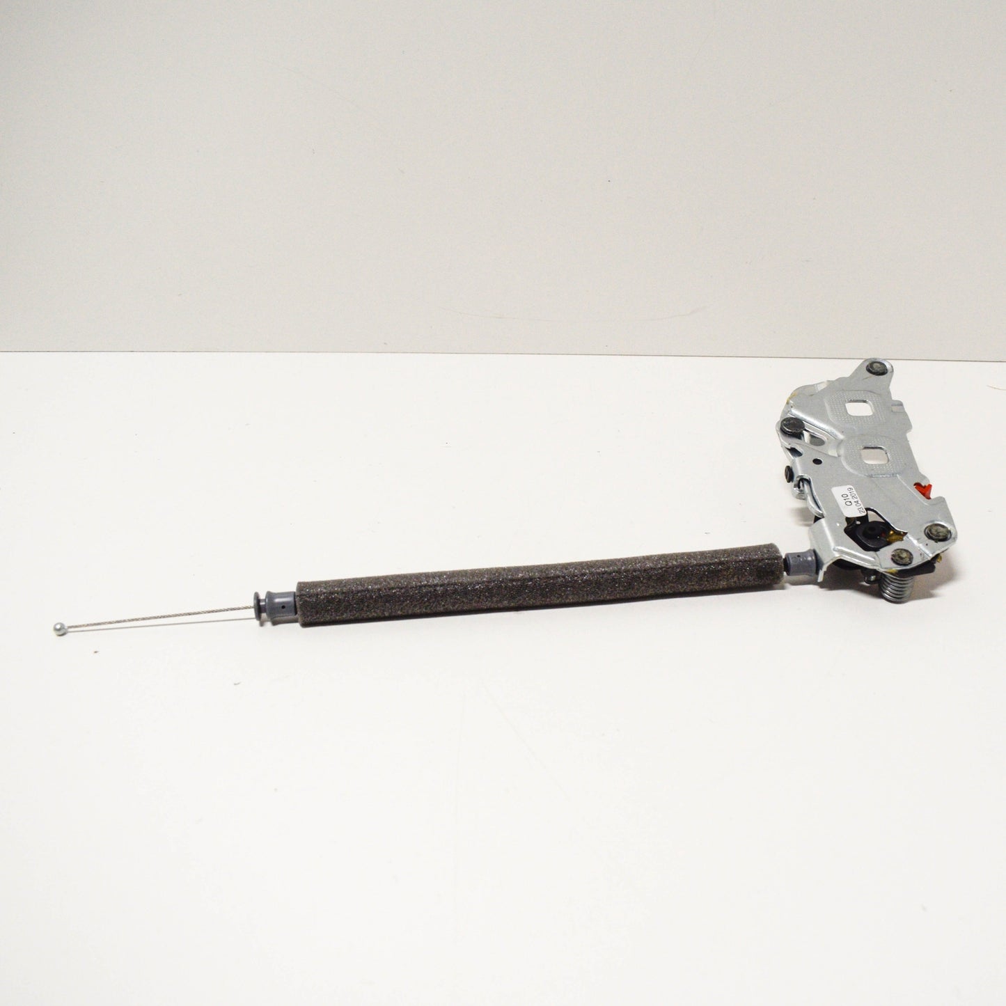 NEW MERCEDES-BENZ E-CLASS W212 REAR TRUNK LID LOCK A2127500084 2010 ORIGINAL