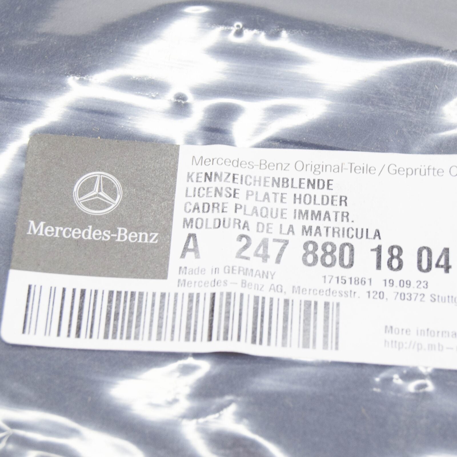 NEW MERCEDES-BENZ GLA H247 FRONT LICENSE PLATE HOLDER A2478801804 ORIGINAL