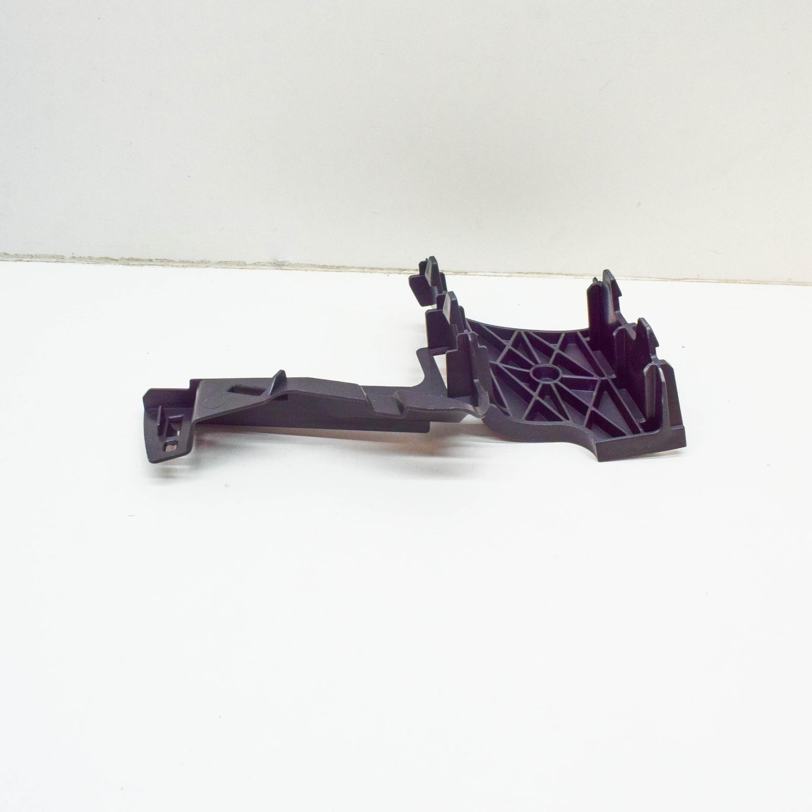 NEW MERCEDES-BENZ C W204 FRONT BUMPER PANEL LEFT STIFFENER A2048850016 ORIGINAL