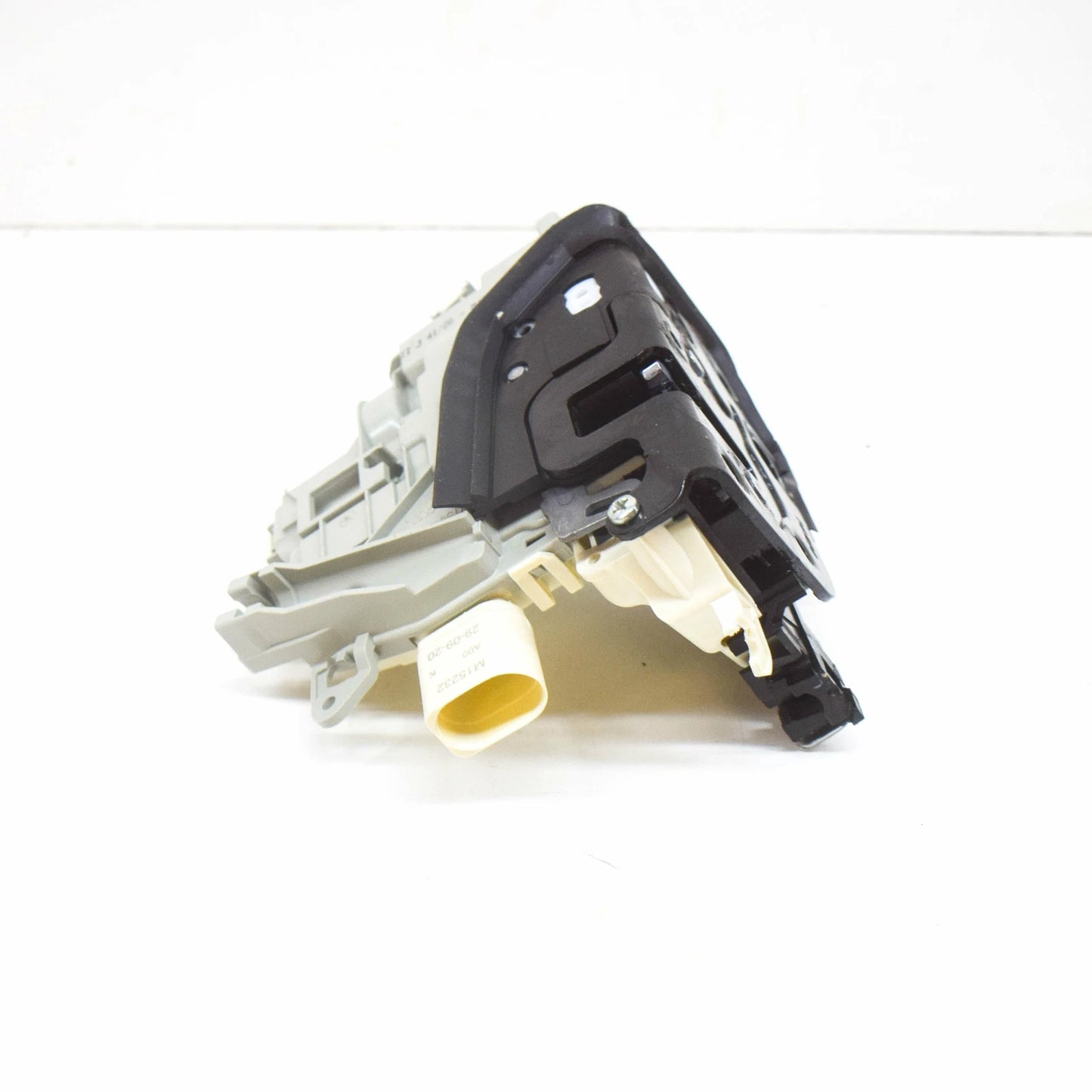 NEW AUDI Q7 4M REAR RIGHT DOOR LOCK 4G0839016D ORIGINAL