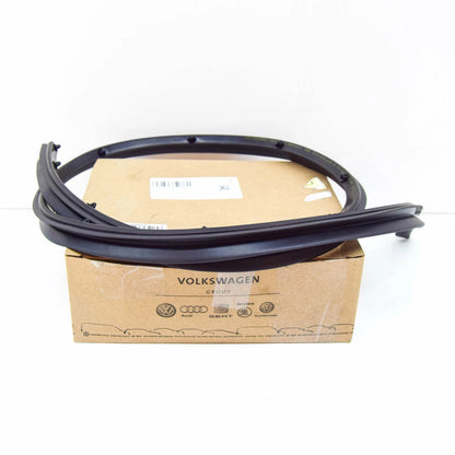 NEW VOLKSWAGEN GOLF MK5 REAR LEFT OUTER DOOR SEAL 5K6839699B