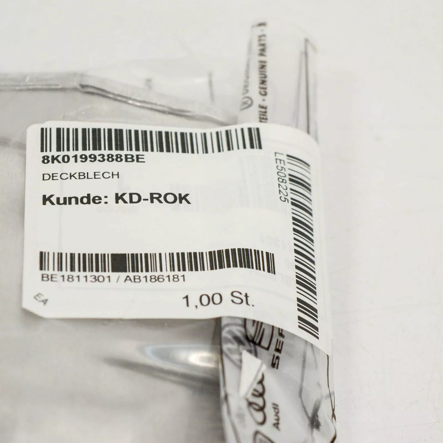 NEW AUDI A4 B8 RIGHT ENGINE BRACKET COVER 8K0199388BE ORIGINAL