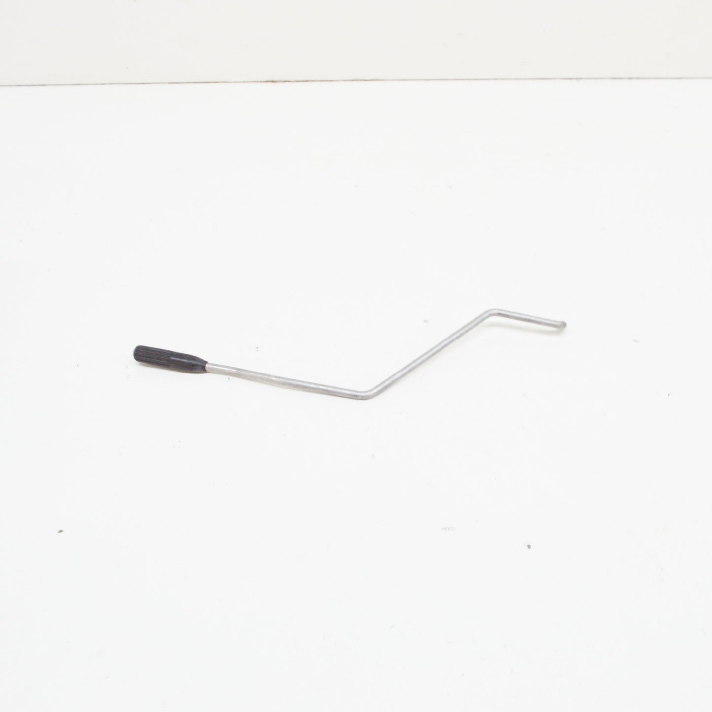 NEW MERCEDES-BENZ VITO W639 FRONT RIGHT DOOR CATCH A6397600240 ORIGINAL