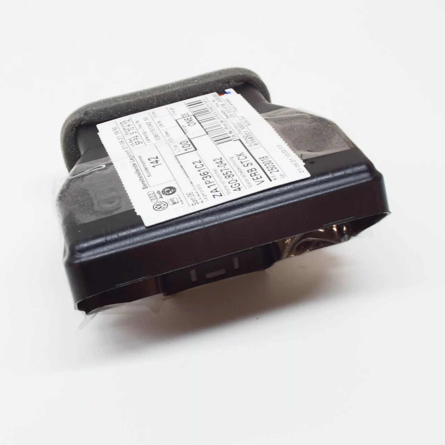 NEW AUDI A6 C7 AIR DUCT CHANNEL CENTER CONNECTING PIECE 4G0857042 ORIGINAL