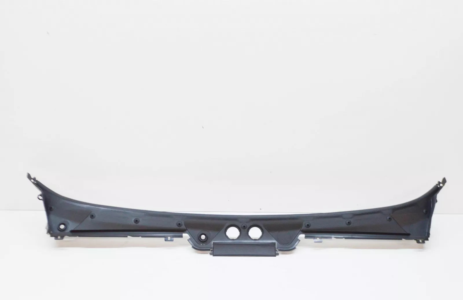 NEW BMW 2 COUPE F22, F87 FRONT WIPER COWL TRIM 51717240679 7240679 ORIGINAL