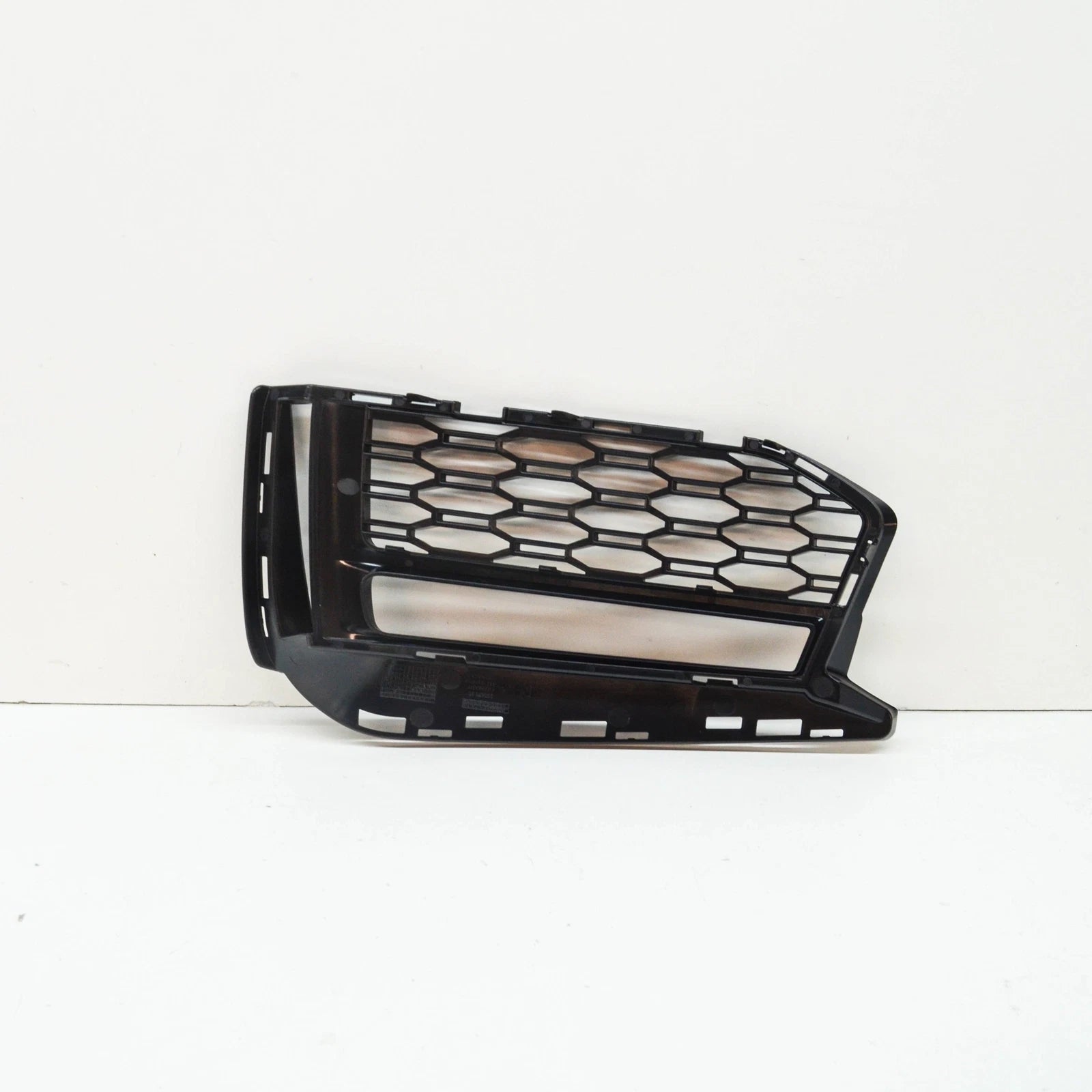 NEW BMW 5 G30 M FRONT BUMPER RIGHT OPEN AIR INTAKE GRILLE 51118064964 ORIGINAL