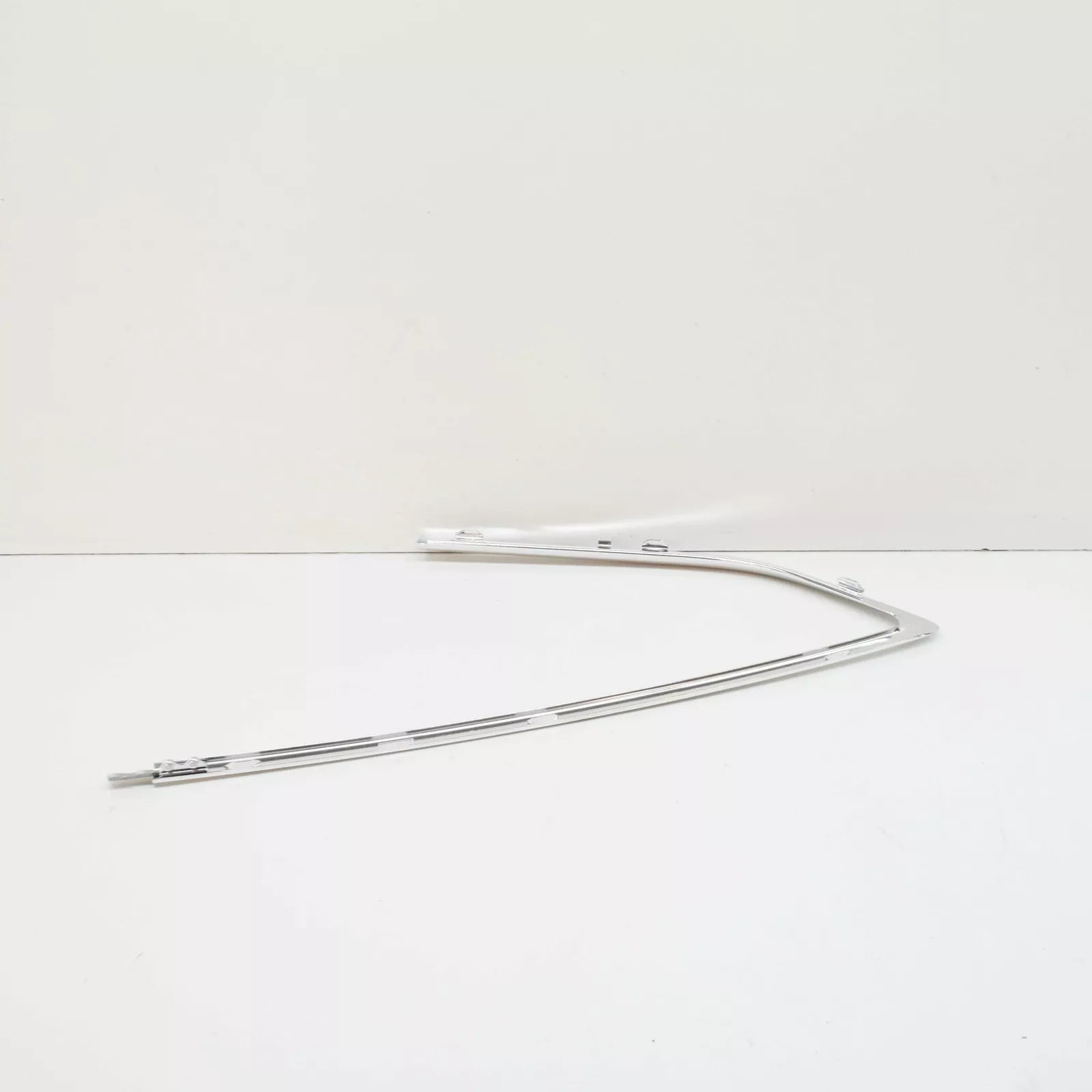 NEW AUDI A5 8T REAR LEFT QUARTER WINDOW MOLDING 8T8853345A2ZZ