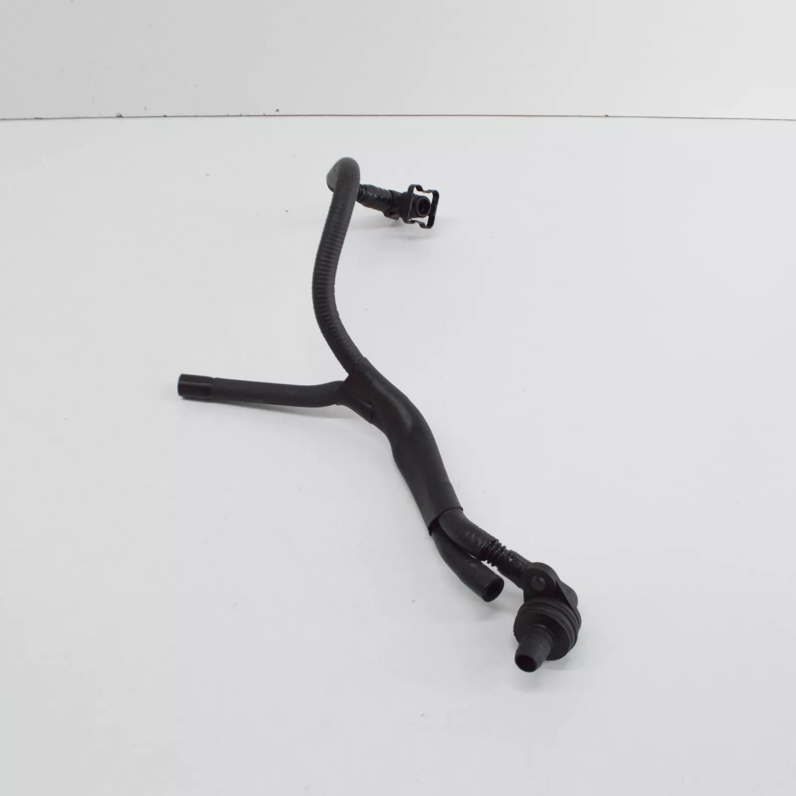 NEW AUDI A6 C6 BREATHER HOSE LINE 079103217S ORIGINAL