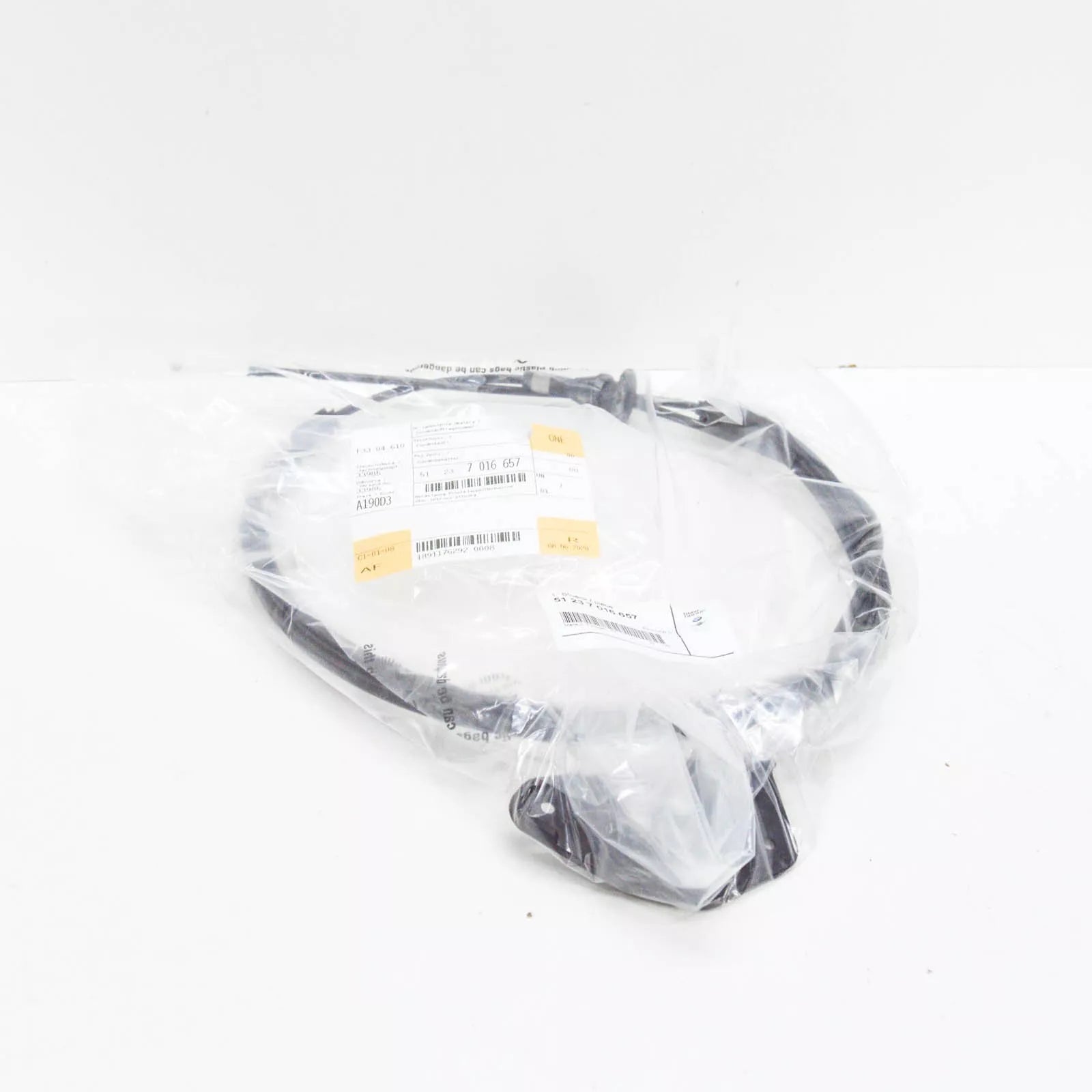 NEW BMW Z4 E85 ENGINE BONNET HOOD LID LOCK RELEASE CABLE LHD 51237016657