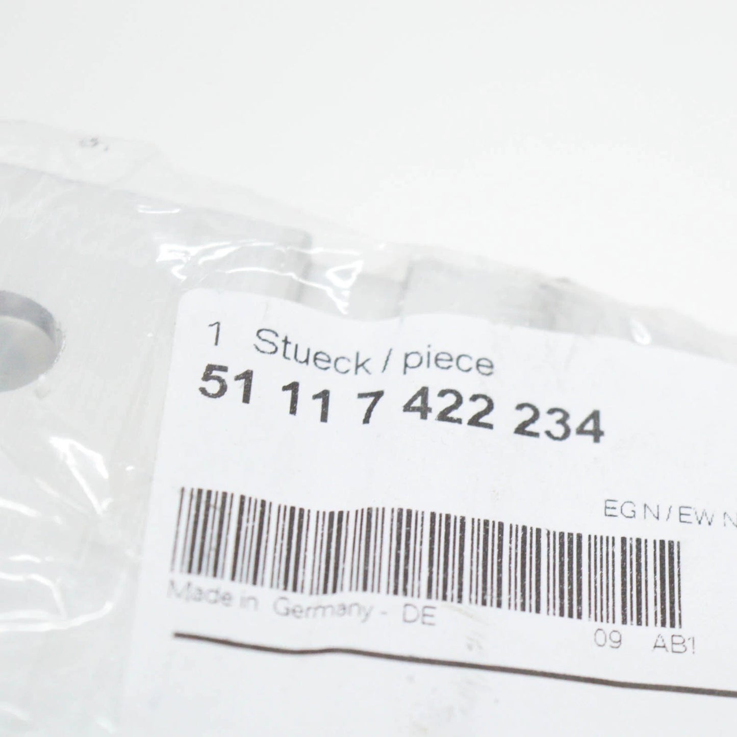 NEW BMW 3 G20 FRONT BUMPER RIGHT REINFORCEMENT BAR ADAPTER 51117422234 ORIGINAL