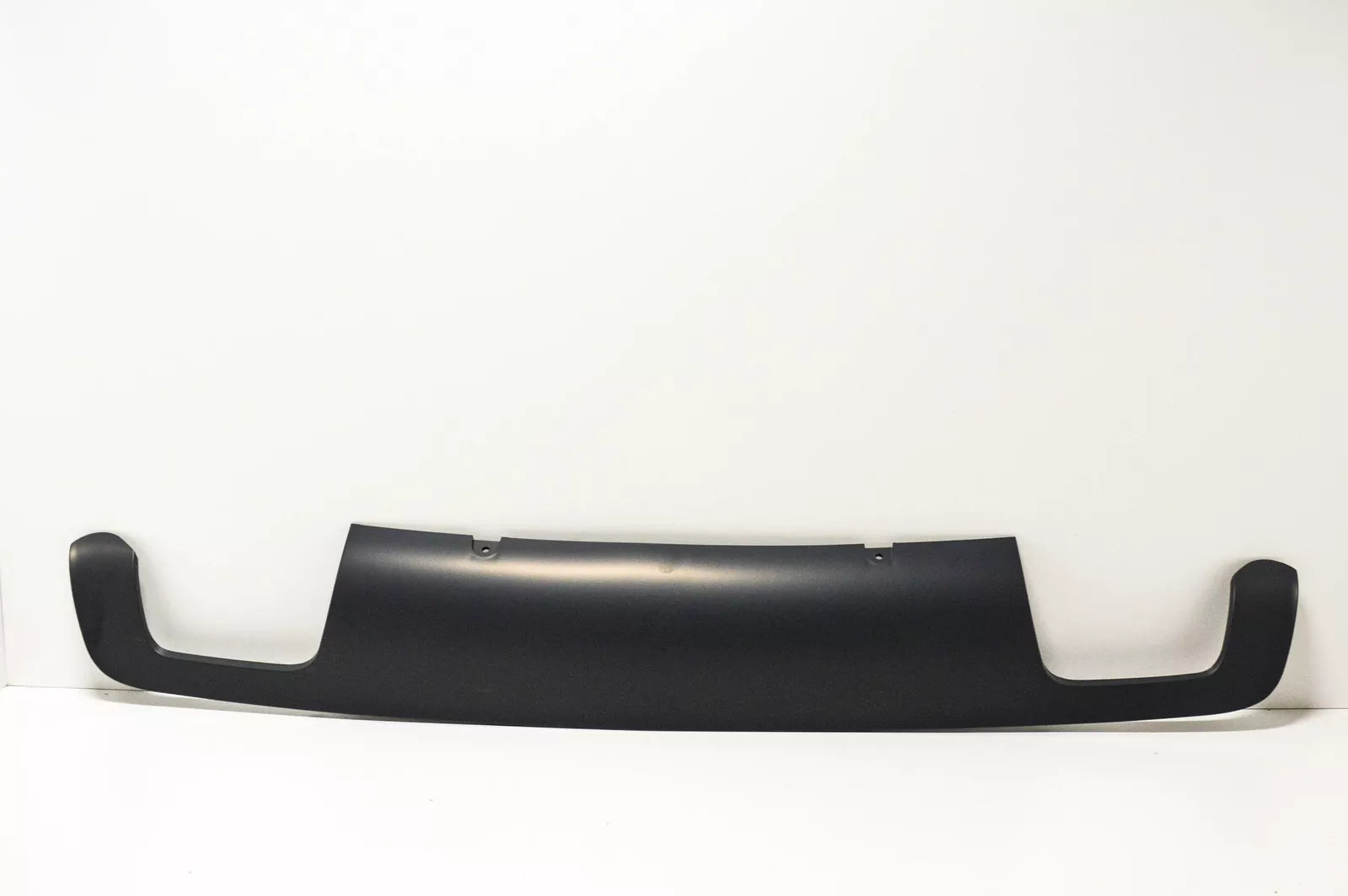 NEW BMW 5 E39 M5 REAR BUMPER LOWER CENTER DIFFUSER 51122693662 ORIGINAL