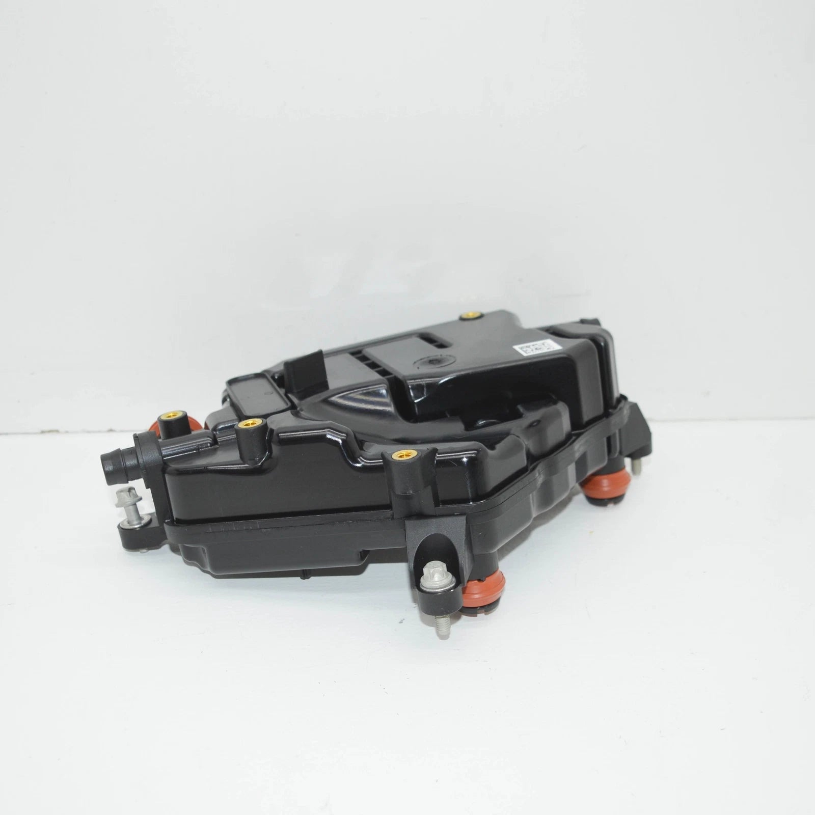 NEW MERCEDES-BENZ A W177 OIL SEPARATOR RIGHT A1770785500 2018 ORIGINAL