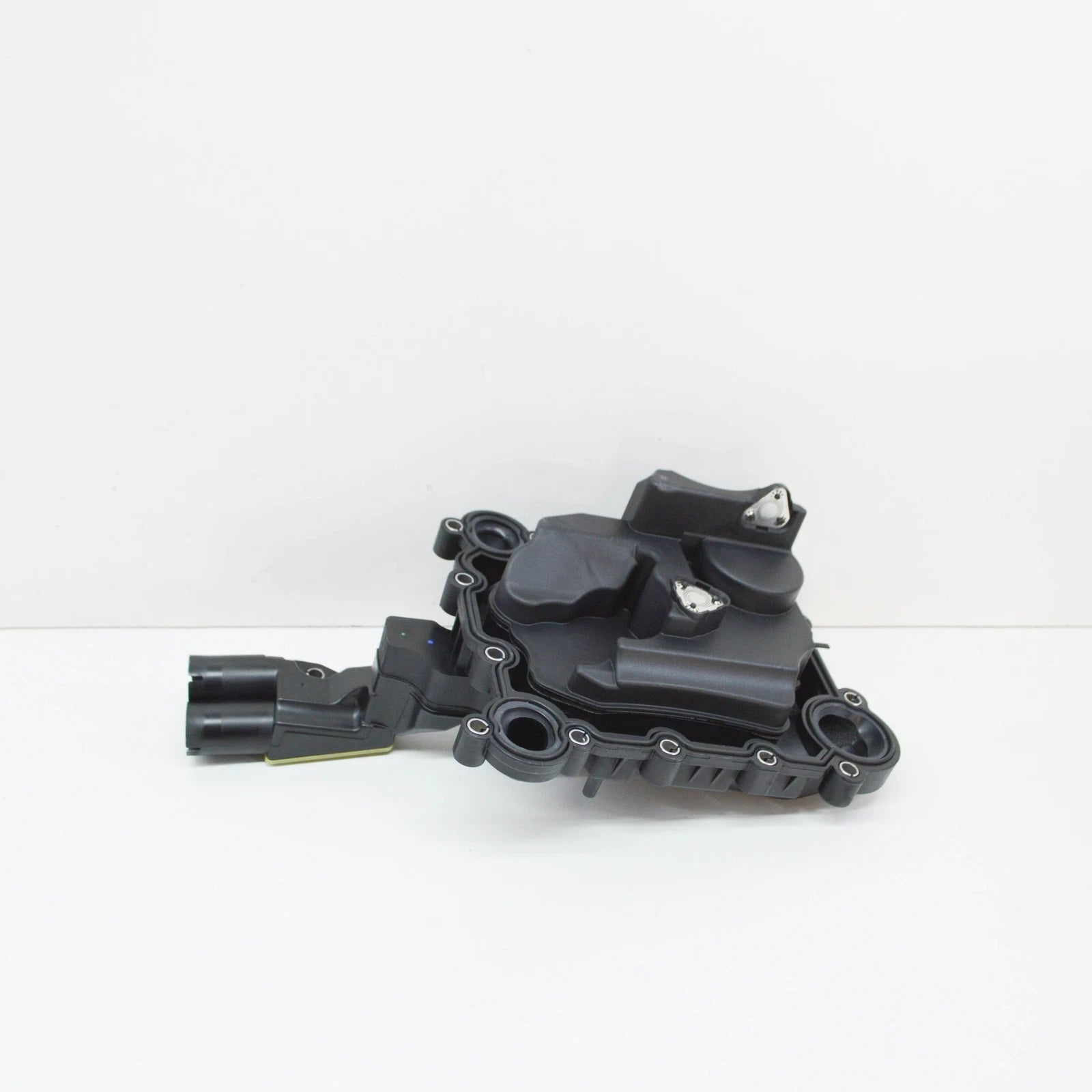 NEW AUDI Q5 8R CRANKCASE VENT VALVE VENT TRIM 06E103547P ORIGINAL