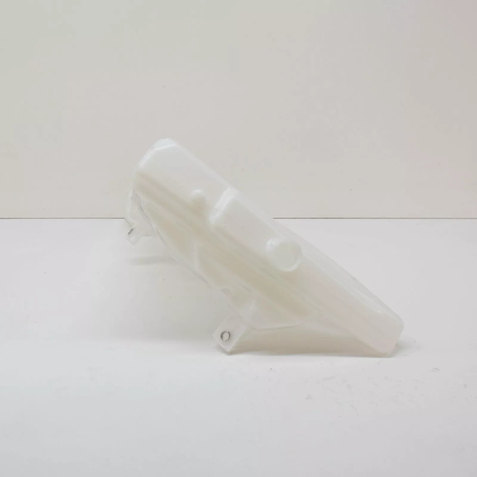 NEW AUDI TT 8J WINDSHIELD WASHER RESERVOIR TANK 8J0955453C