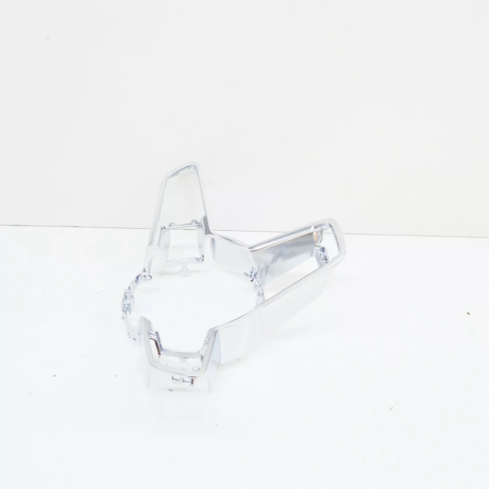 NEW AUDI TT FV MK3 STEERING WHEEL GUIDE RING 8S0419689A