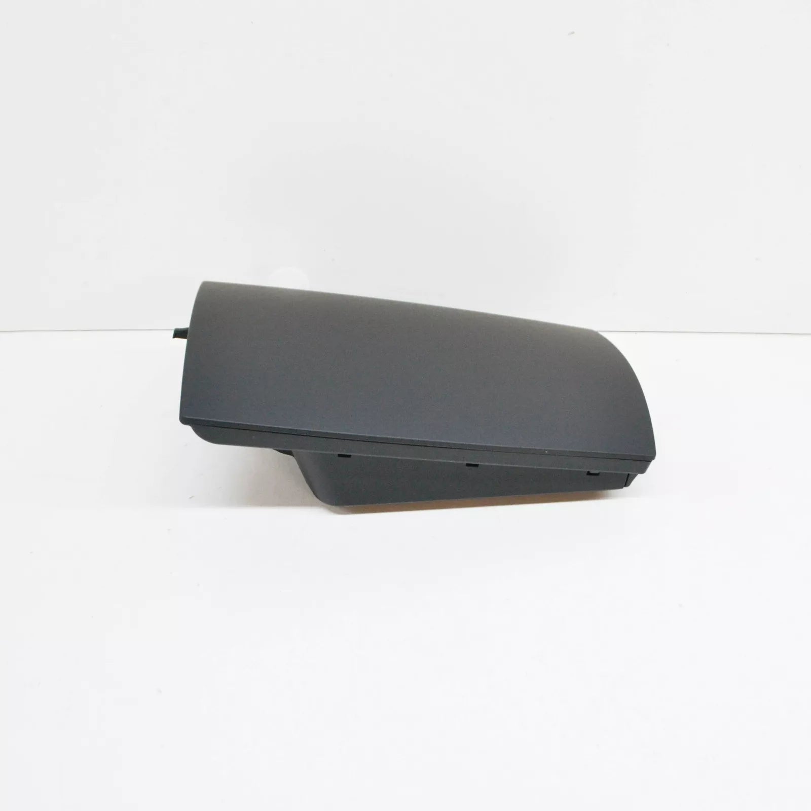 NEW BMW Z4 ROADSTER E85 REAR CENTER CONSOLE FLAP 51466978111 6978111 ORIGINAL