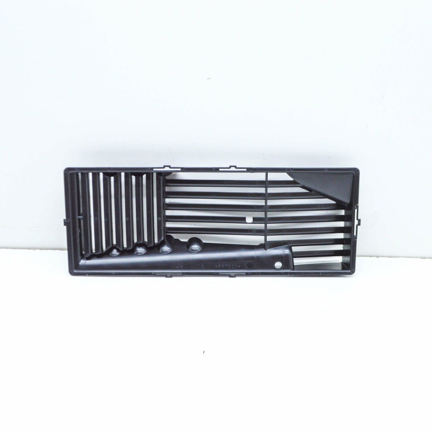 NEW AUDI A3 8P AIR FILTER GRILLE INSERT 3C0129668 ORIGINAL