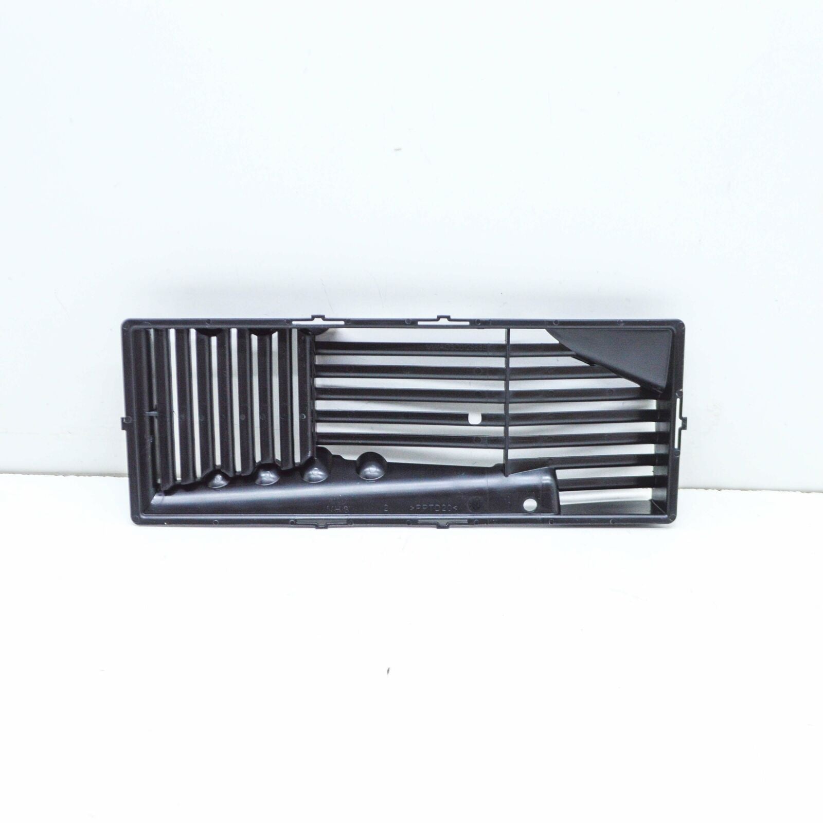 NEW AUDI A3 8P AIR FILTER GRILLE INSERT 3C0129668 ORIGINAL