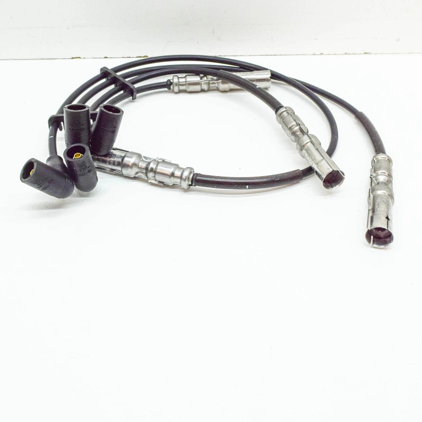 NEW VOLKSWAGEN BEETLE 9C IGNITION LEADS SET CILINDRO 1-4 06A905409N ORIGINAL