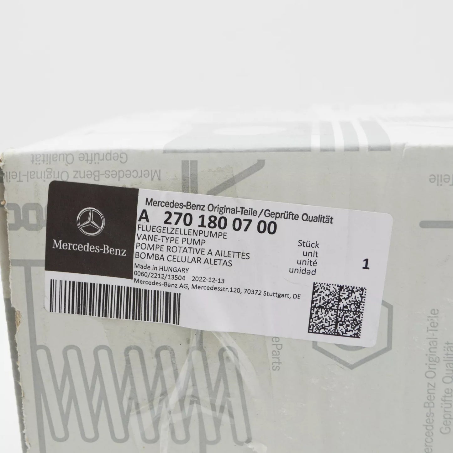 NEW MERCEDES-BENZ A W177 VANE OIL PUMP A2701800700 ORIGINAL