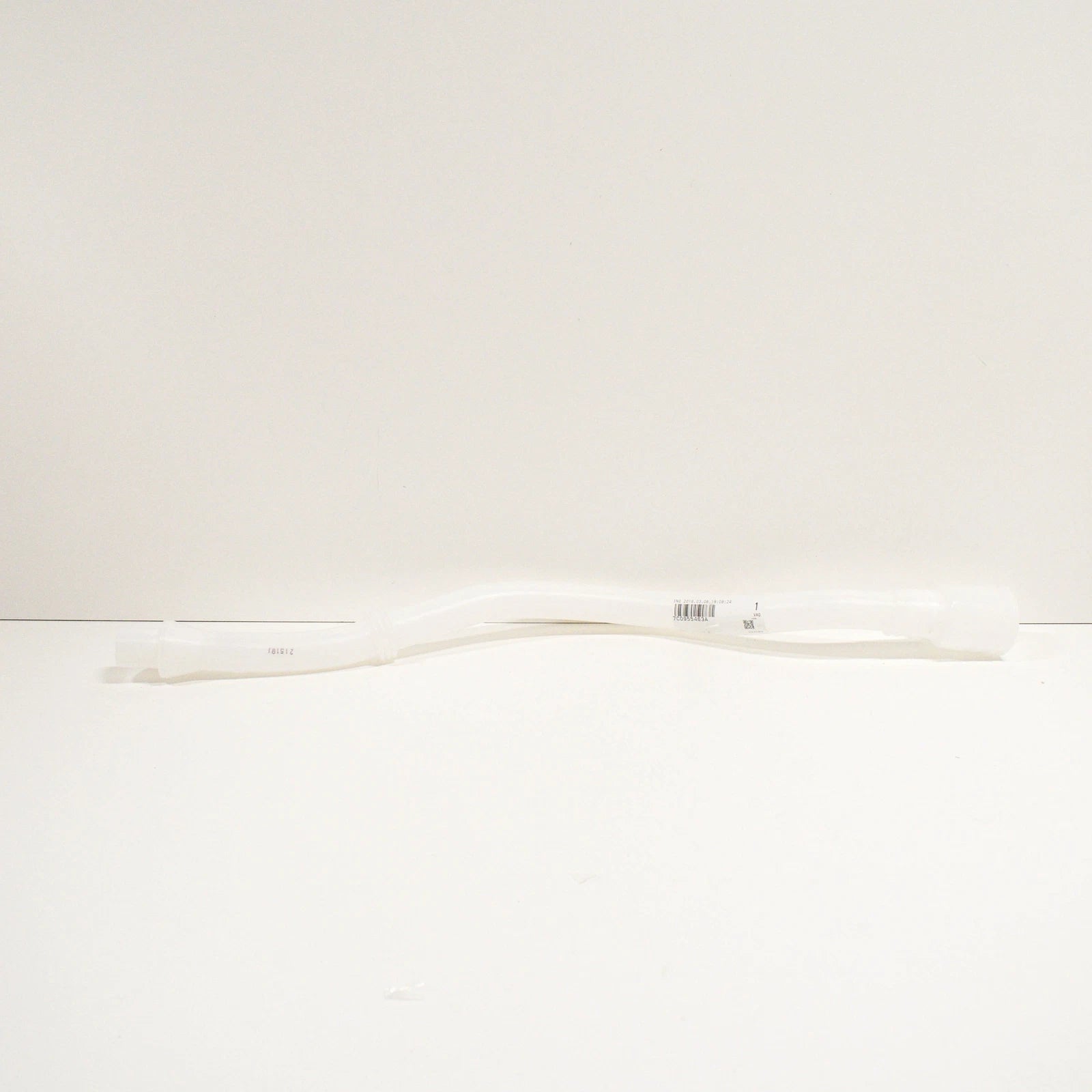 NEW VW CRAFTER FRONT WINDSCREEN WASHER RESERVOIR TANK HOSE 7C0955463A ORIGINAL