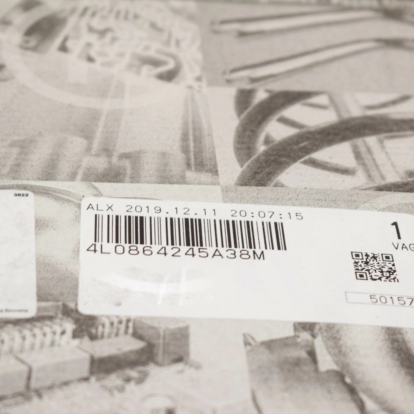 NEW AUDI Q7 4L FRONT CENTER CONSOLE ARMREST COVER 4L0864245A38M 2015