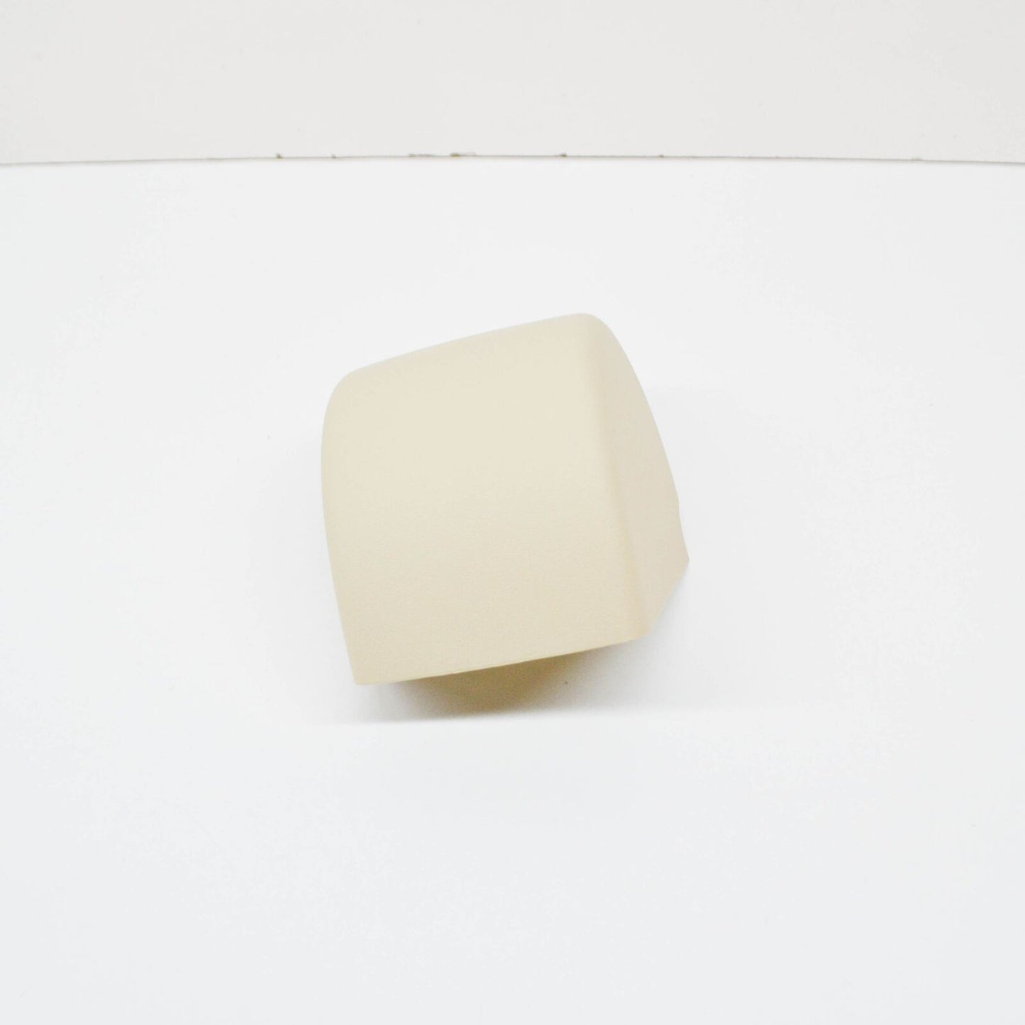 NEW MERCEDES-BENZ VITO W639 RIGHT D-PILLAR COVER TRIM A63963100088J12 ORIGINAL