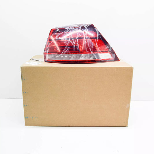 NEW VW GOLF MK7 VARIANT REAR RIGHT OUTER TAILLIGHT 5G9945096E ORIGINAL