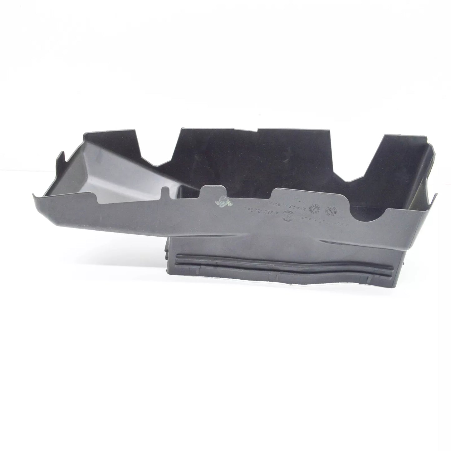 NEW VOLKSWAGEN TOUAREG 7P LEFT RADIATOR AIR DUCT 7P6121395B ORIGINAL