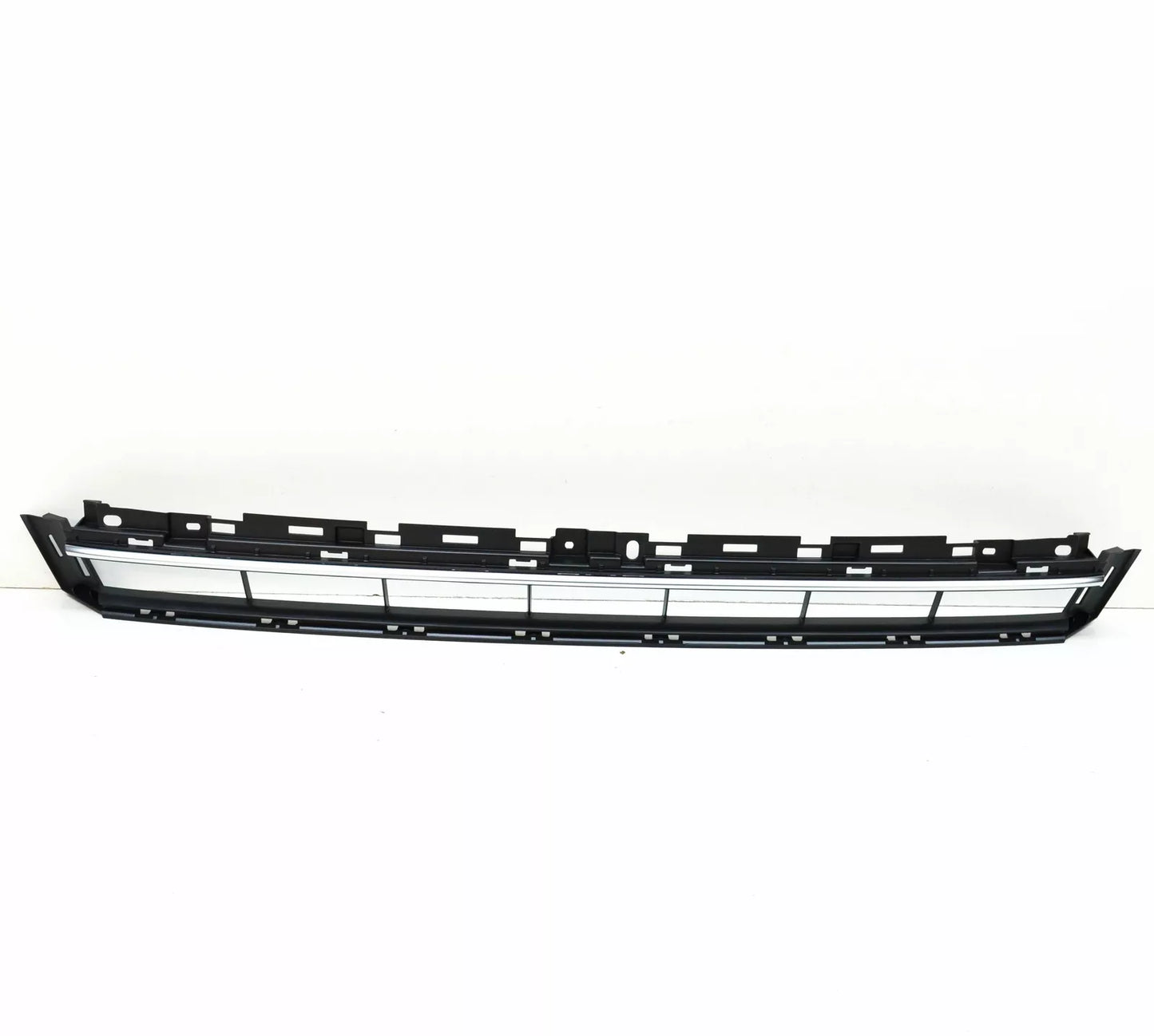 NEW AUDI A4 B9 FRONT BUMPER LOWER GRILLE 8W6807683ARU6 2017