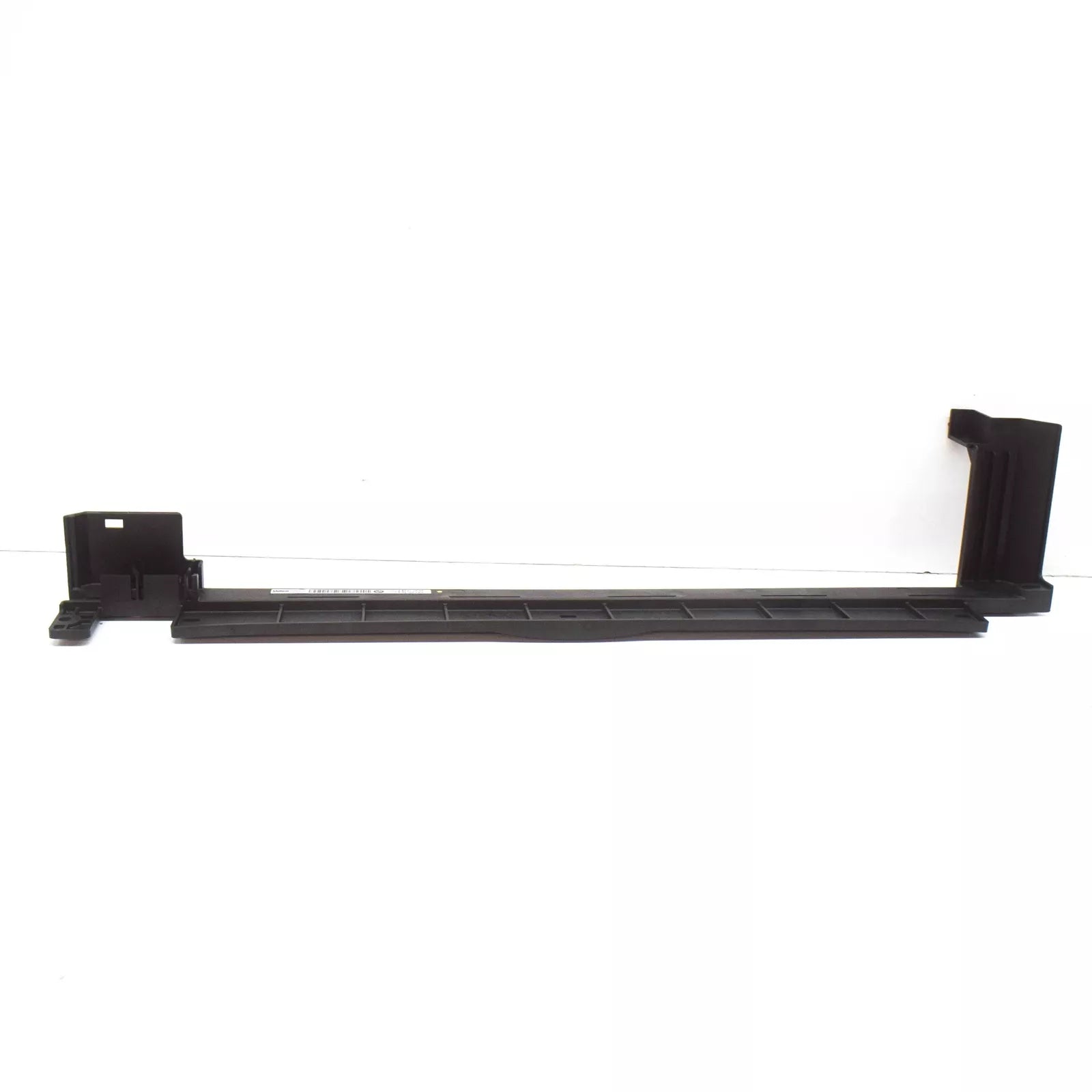 NEW BMW M4 F82 RADIATOR LOWER SEAL TRIM 17117848789 7848789 2016 ORIGINAL