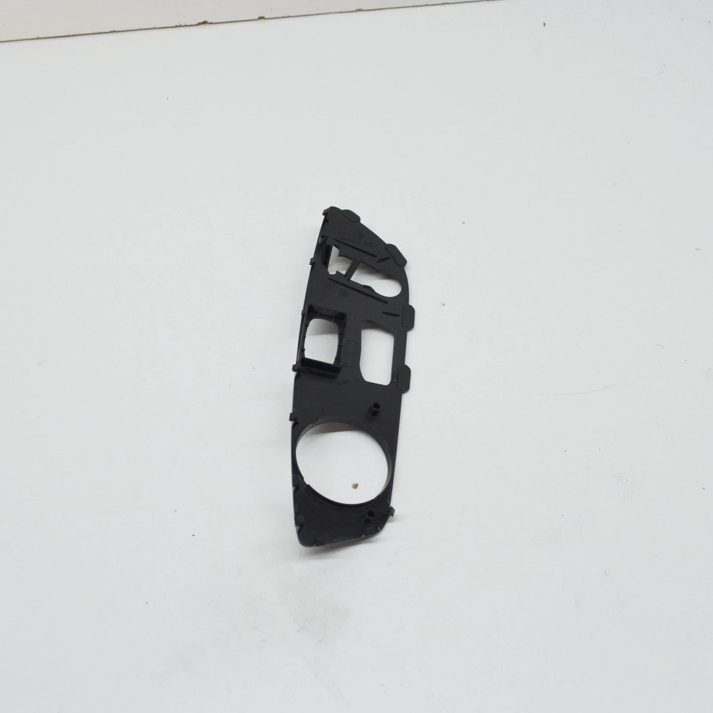 NEW VW TOUAREG 7P FRONT RIGHT SEAT SWITCH BEZEL 7P6882516C9B9 ORIGINAL