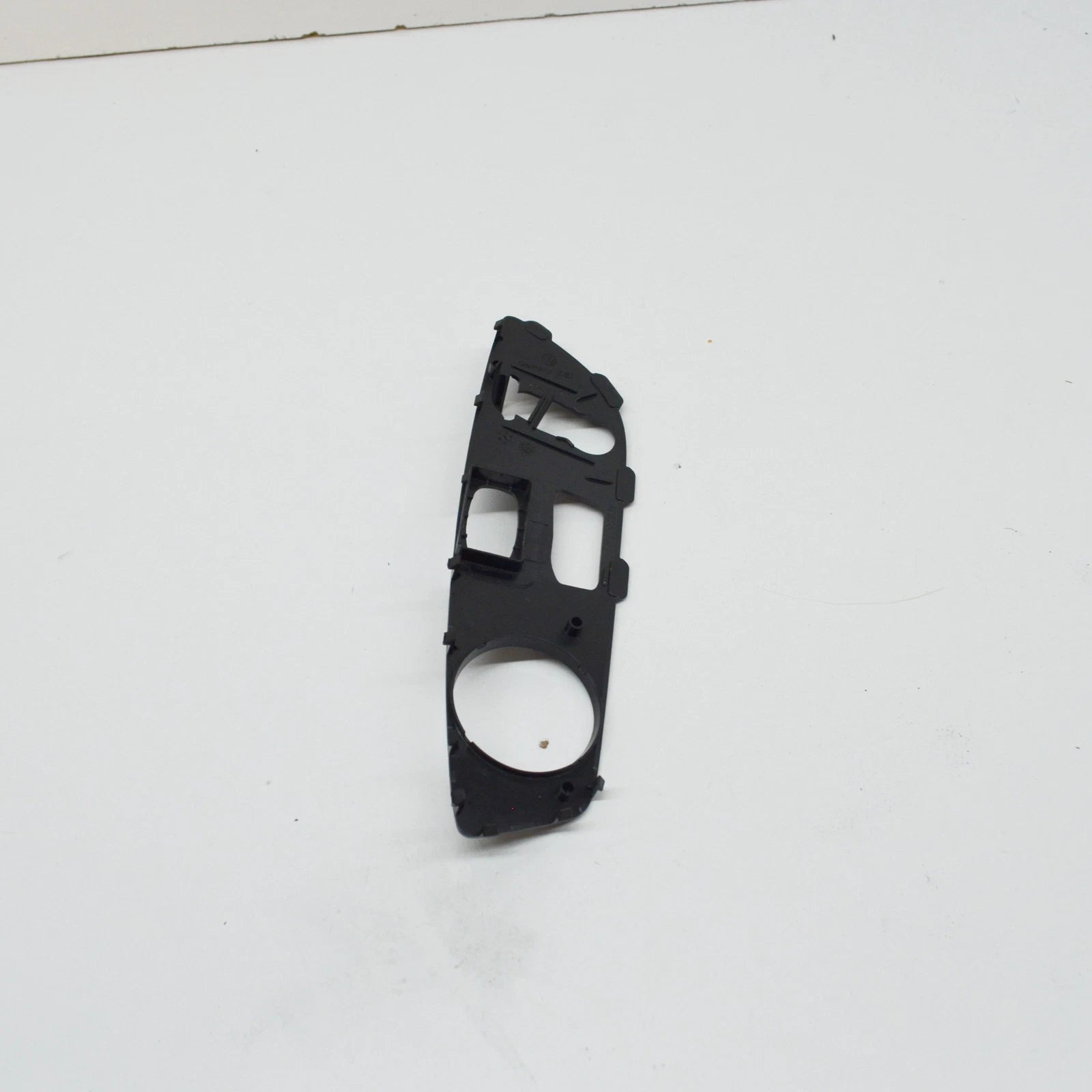 NEW VW TOUAREG 7P FRONT RIGHT SEAT SWITCH BEZEL 7P6882516C9B9 ORIGINAL
